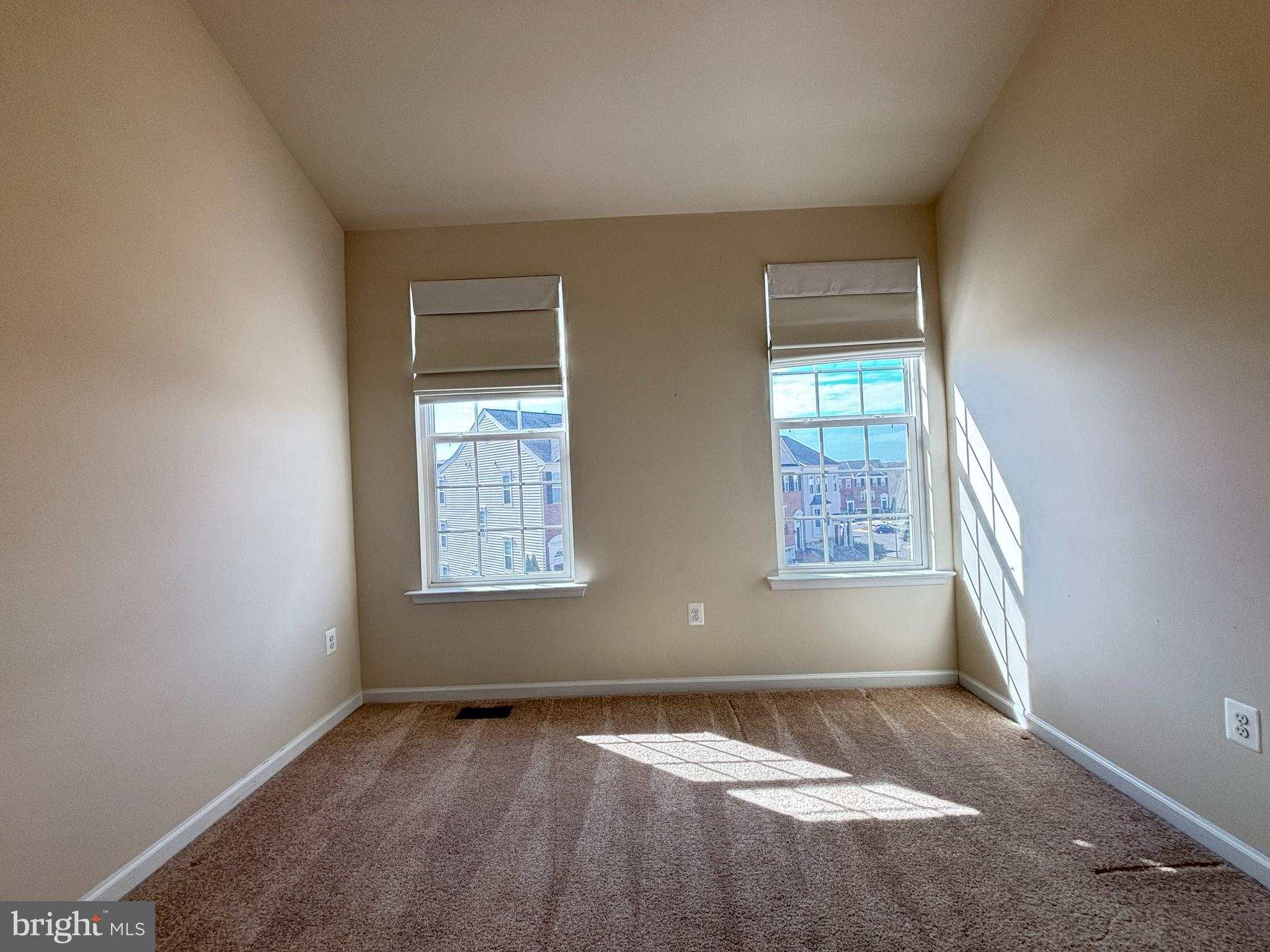 COLONIAL FORGE - Residential Lease