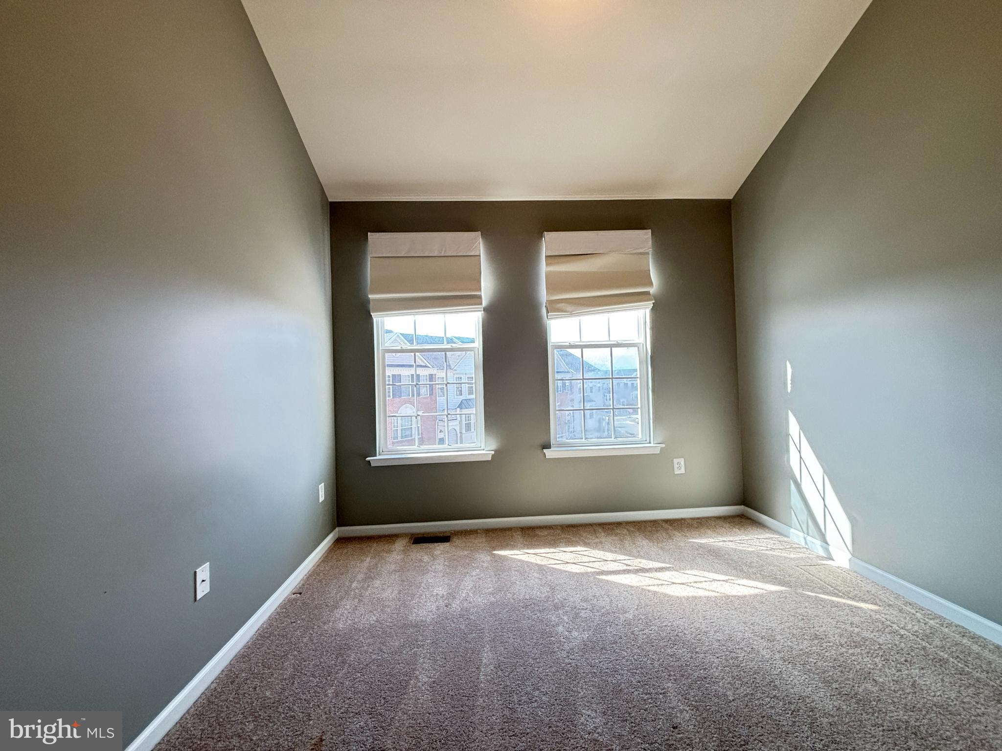 COLONIAL FORGE - Residential Lease