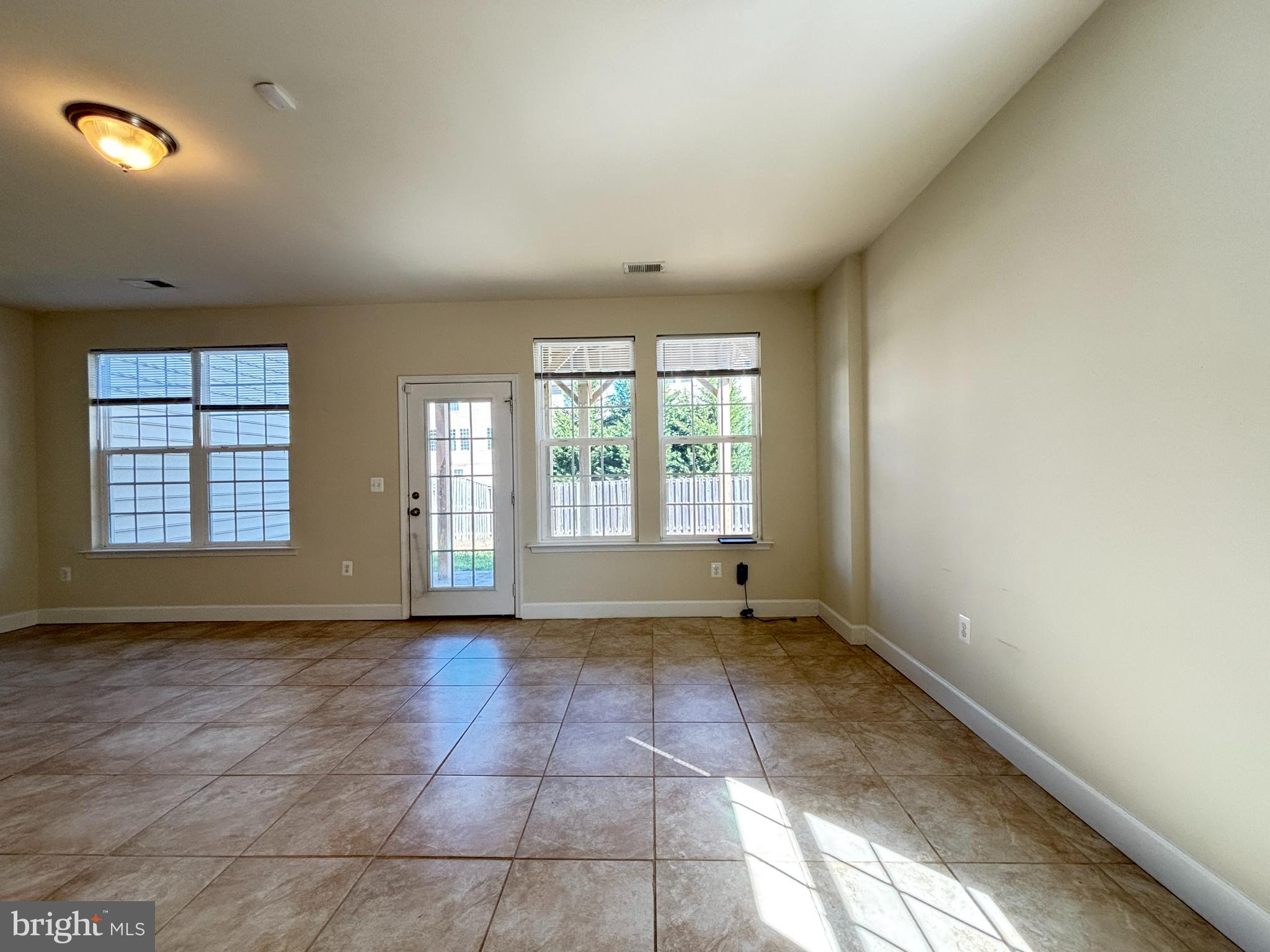 COLONIAL FORGE - Residential Lease