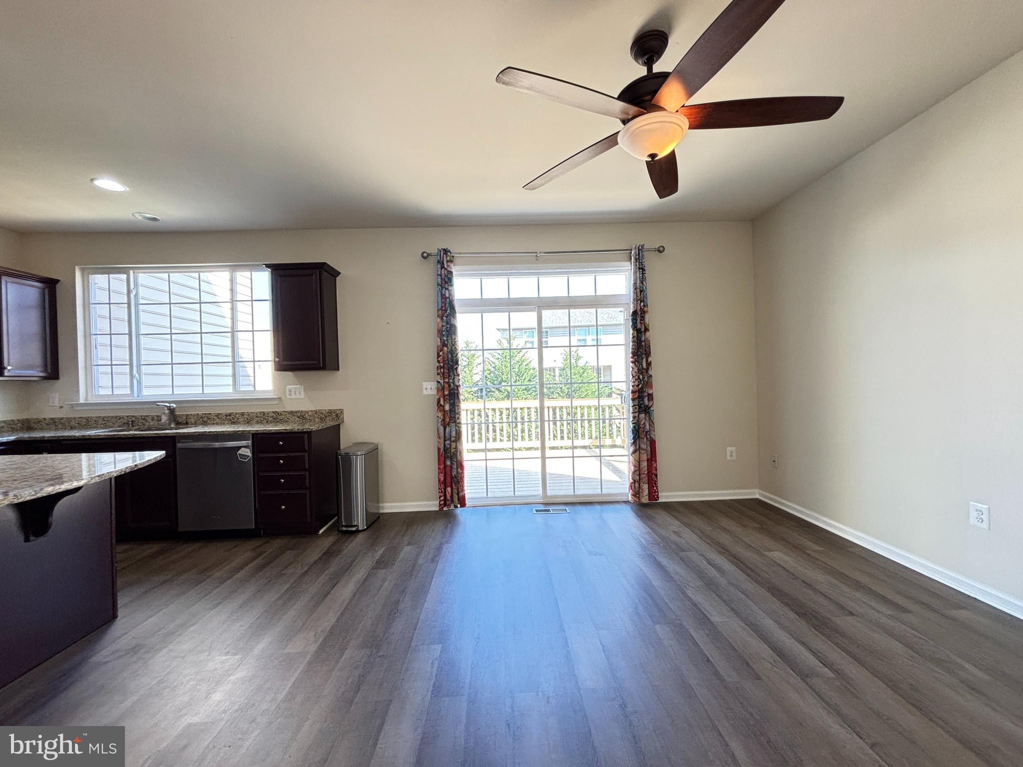 COLONIAL FORGE - Residential Lease