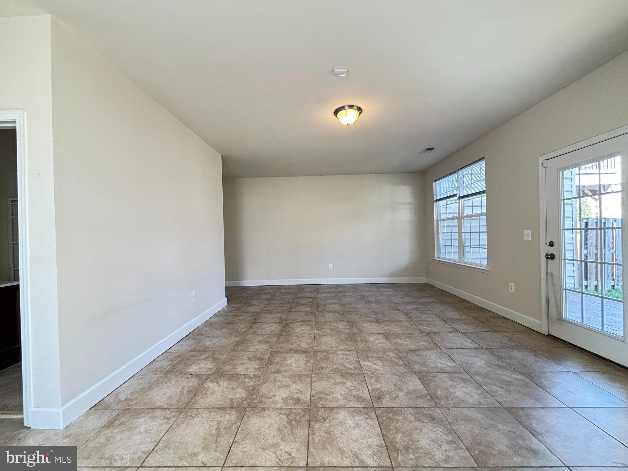 COLONIAL FORGE - Residential Lease