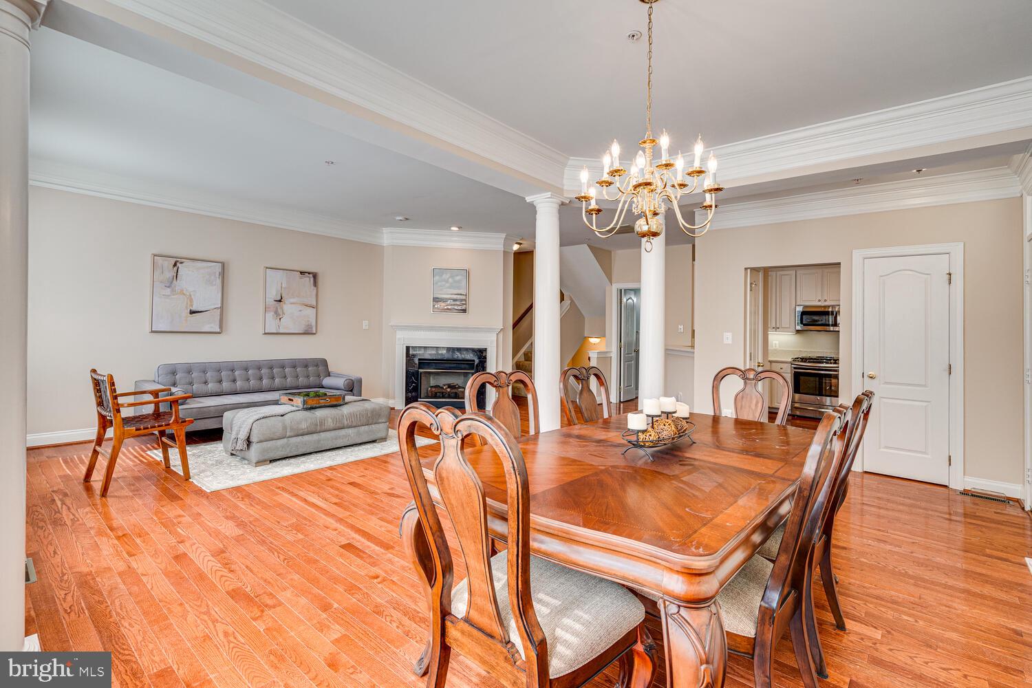 5075 MINDA COURT