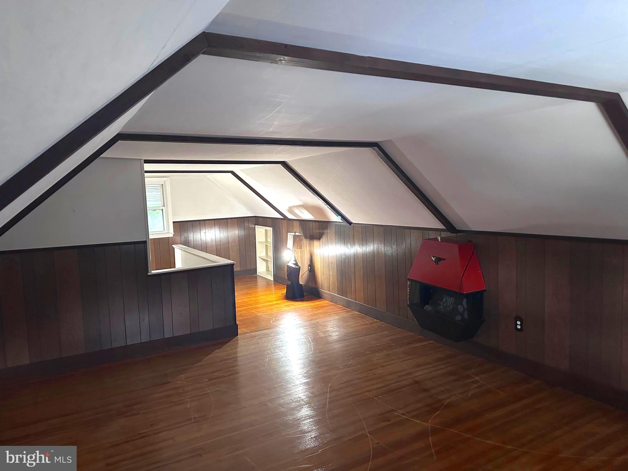 HAZELWOOD TERRACE - Residential