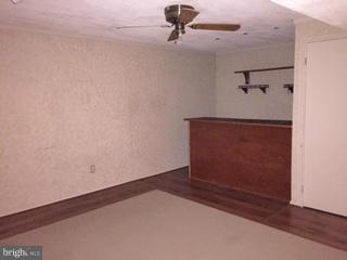 HUNTERS POINTE - Residential