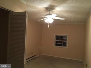 HUNTERS POINTE - Residential