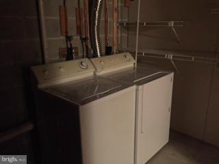 HUNTERS POINTE - Residential