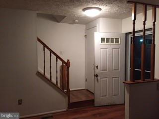 HUNTERS POINTE - Residential