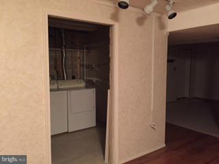 HUNTERS POINTE - Residential