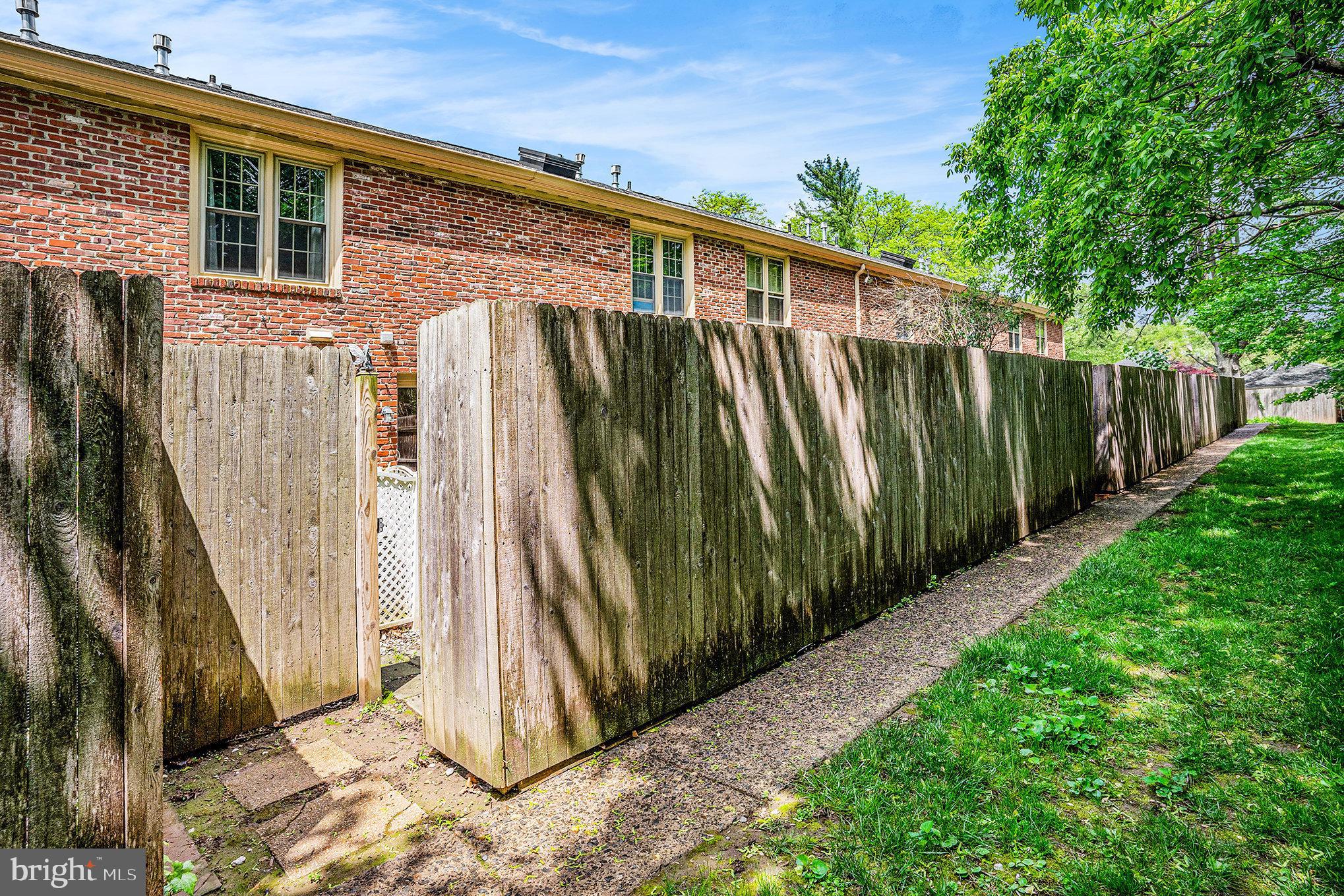 GEORGETOWN OF PHIL - Residential