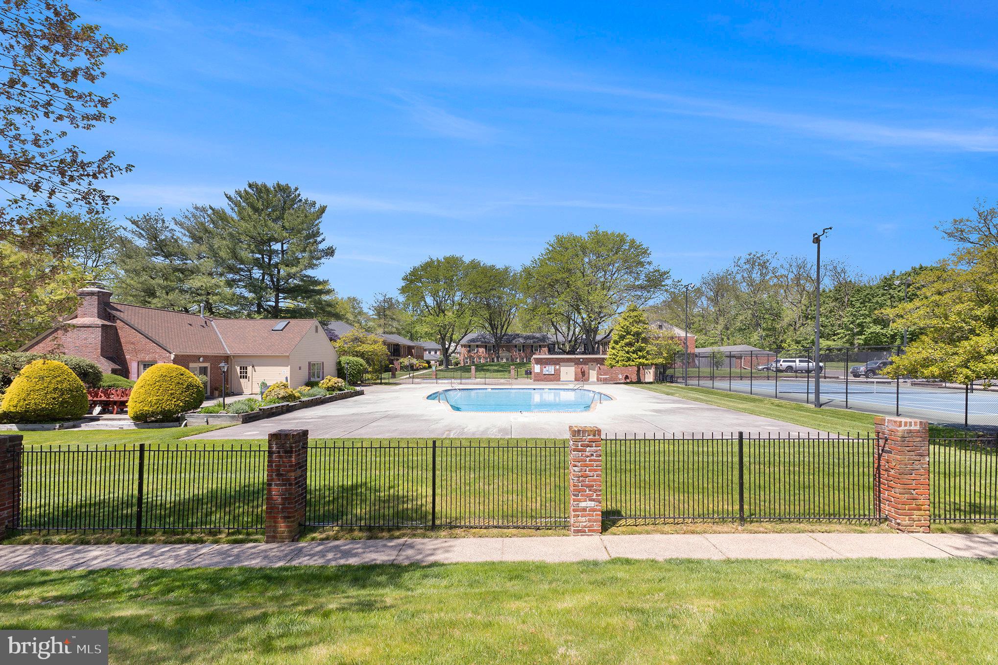 GEORGETOWN OF PHIL - Residential