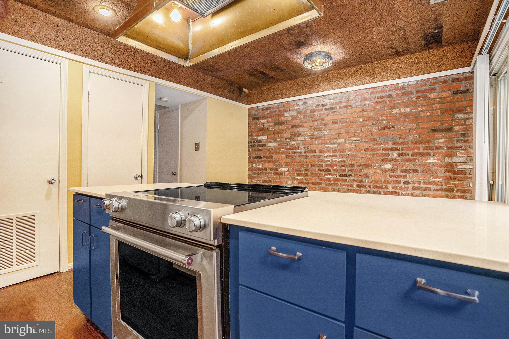 GEORGETOWN OF PHIL - Residential