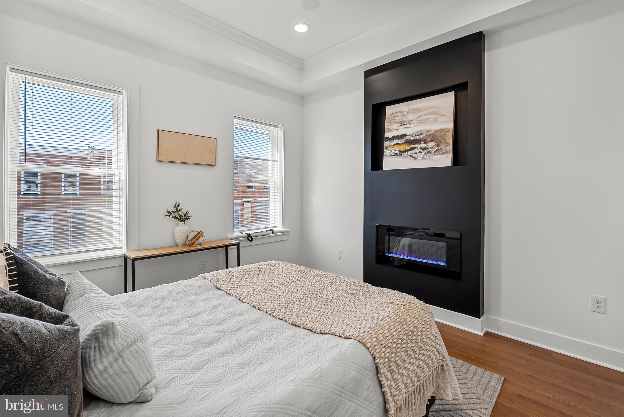 BROADWAY EAST - Residential