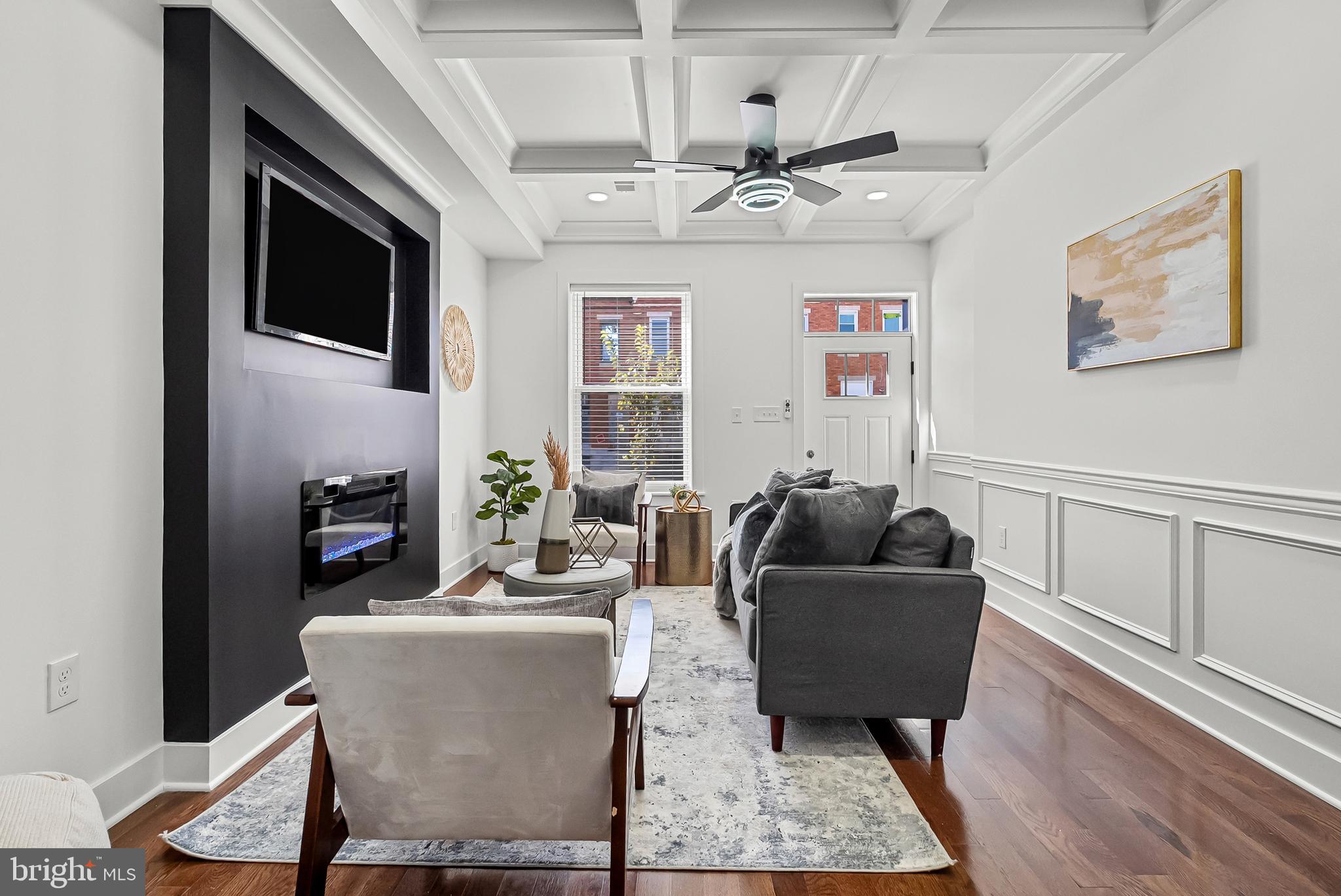 BROADWAY EAST - Residential