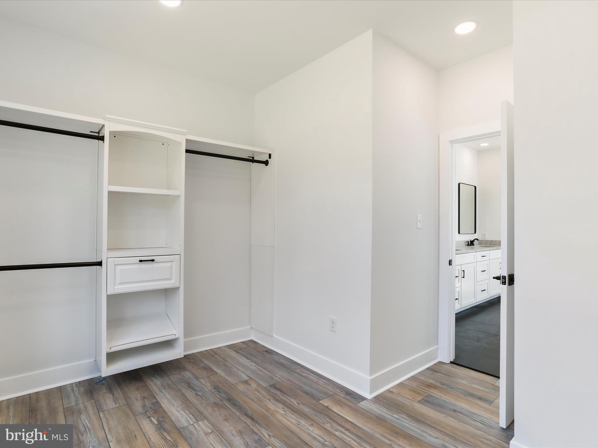 CROSSINGS ON THE POTOMAC - Residential