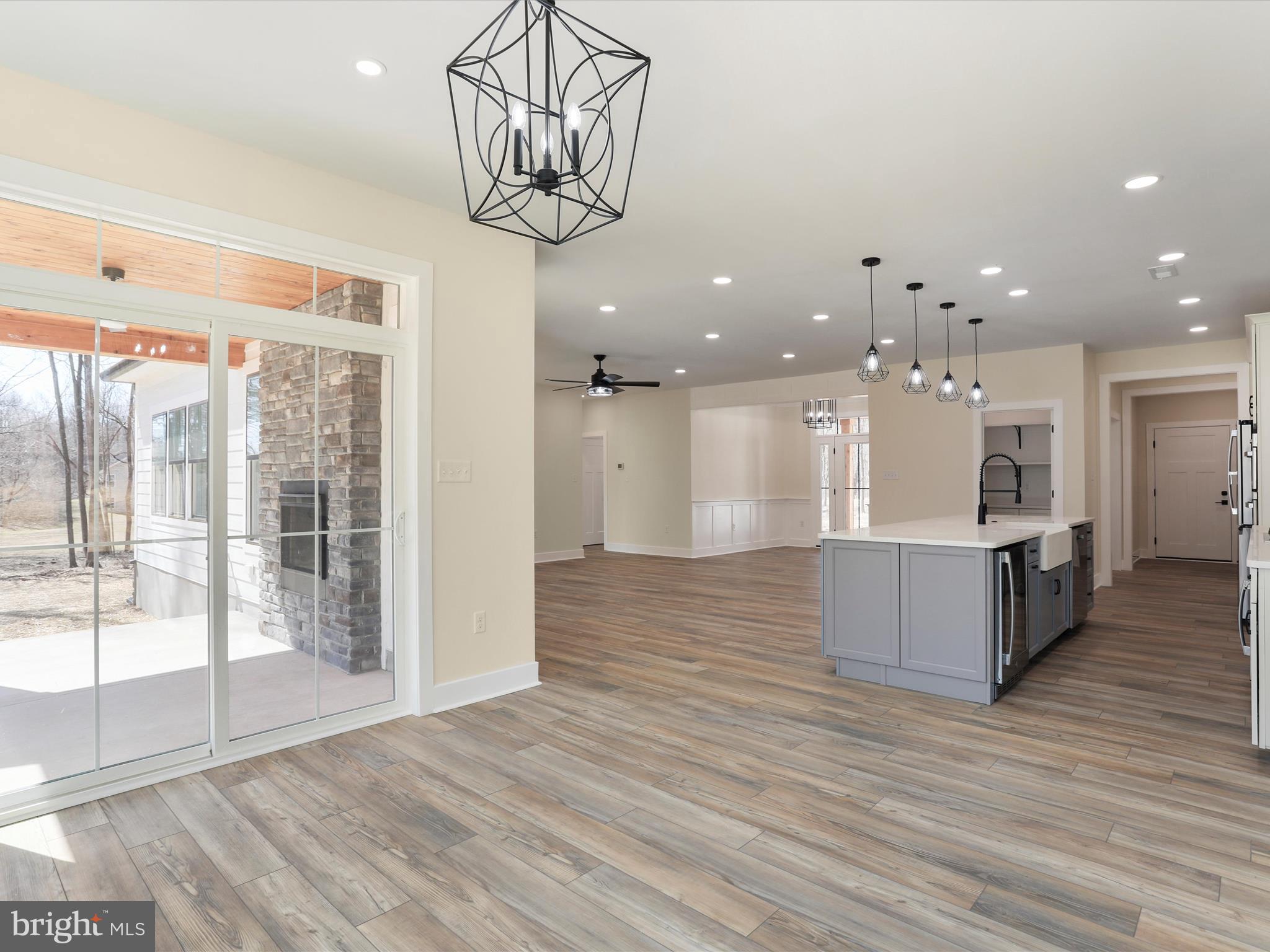 CROSSINGS ON THE POTOMAC - Residential