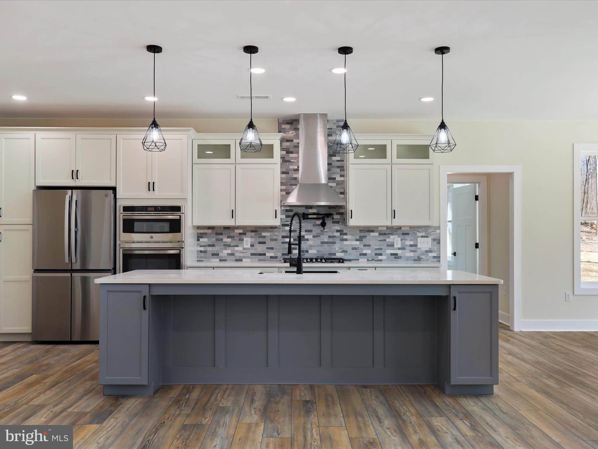 CROSSINGS ON THE POTOMAC - Residential