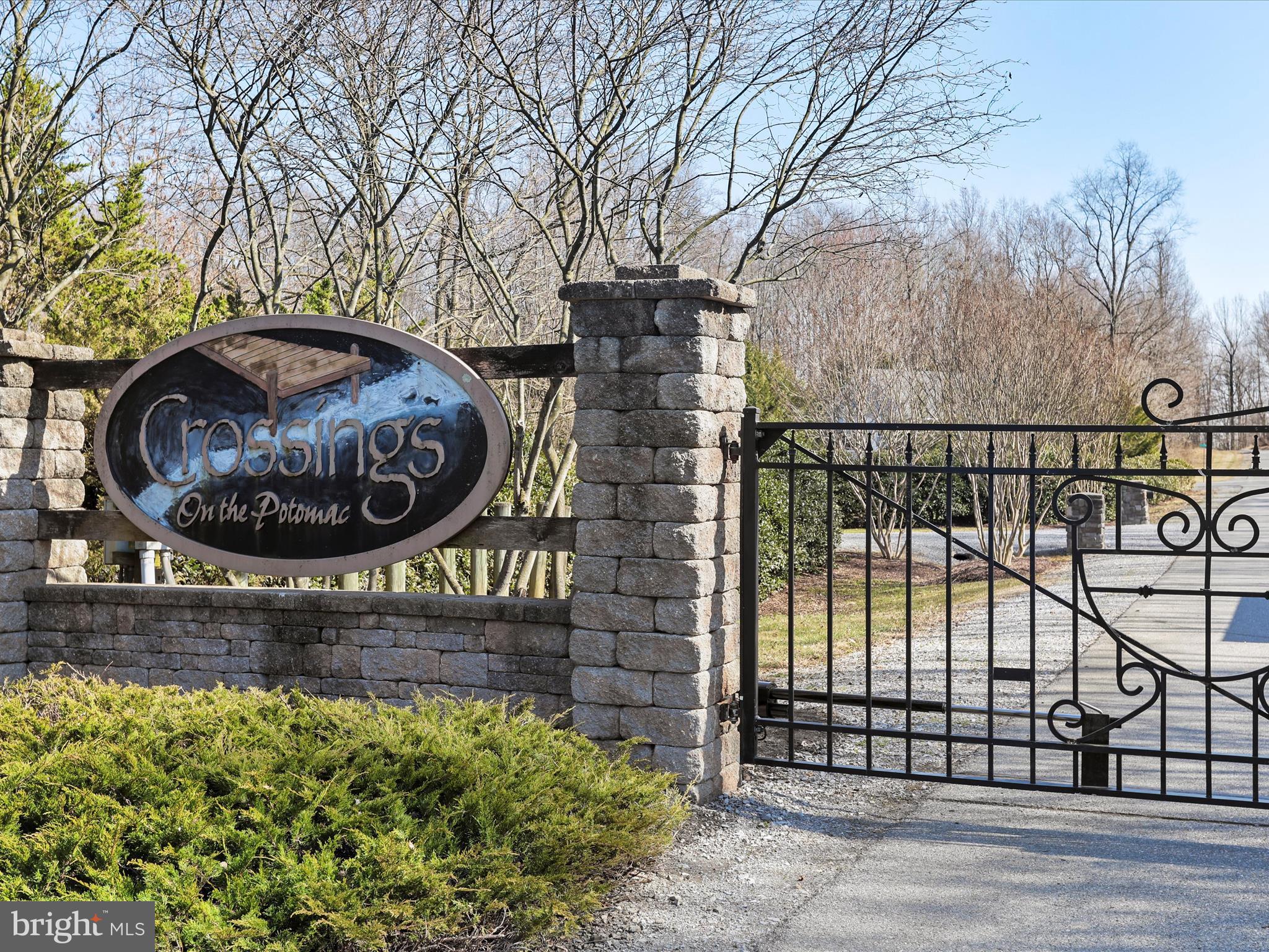 CROSSINGS ON THE POTOMAC - Residential