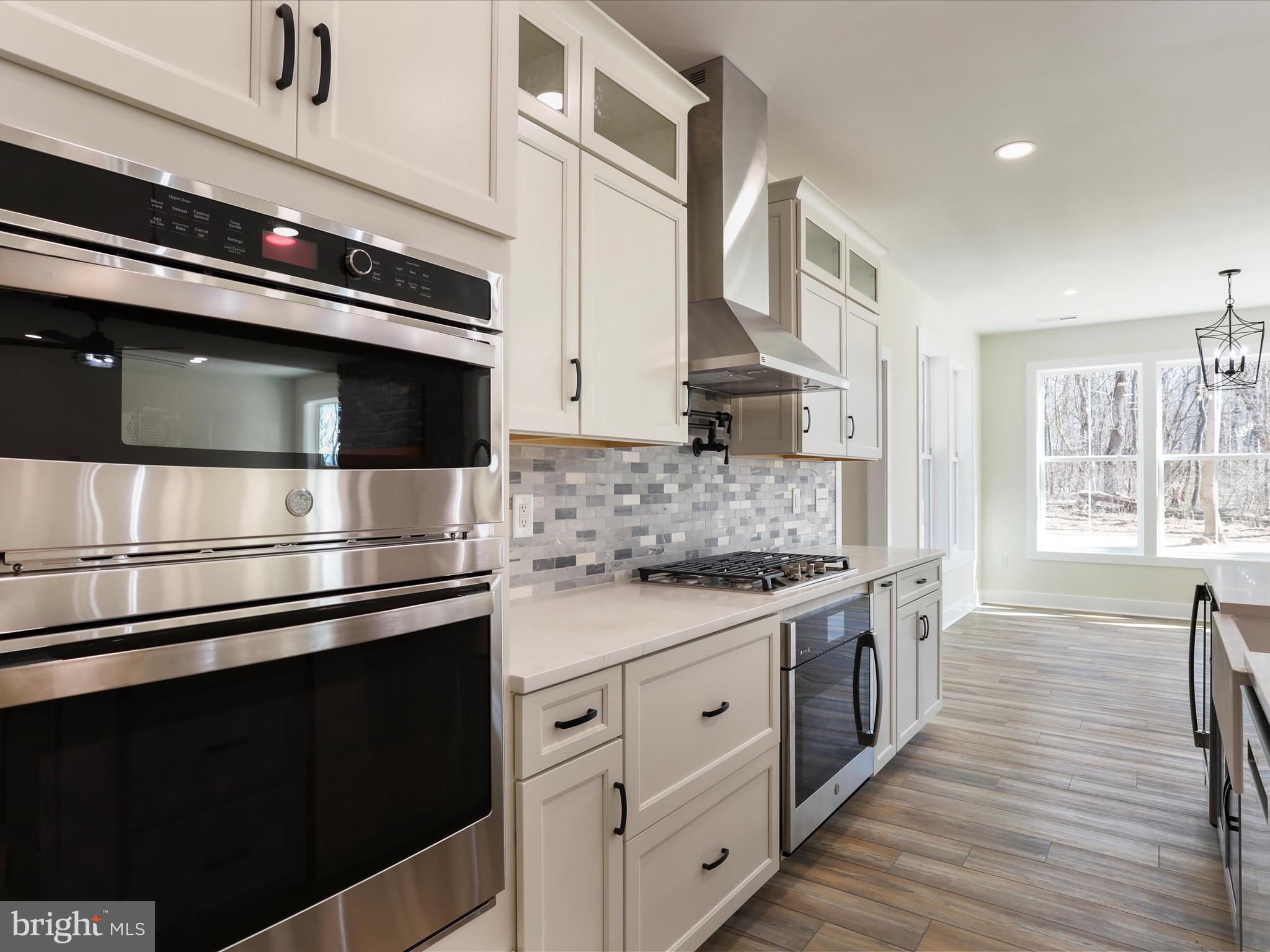 CROSSINGS ON THE POTOMAC - Residential