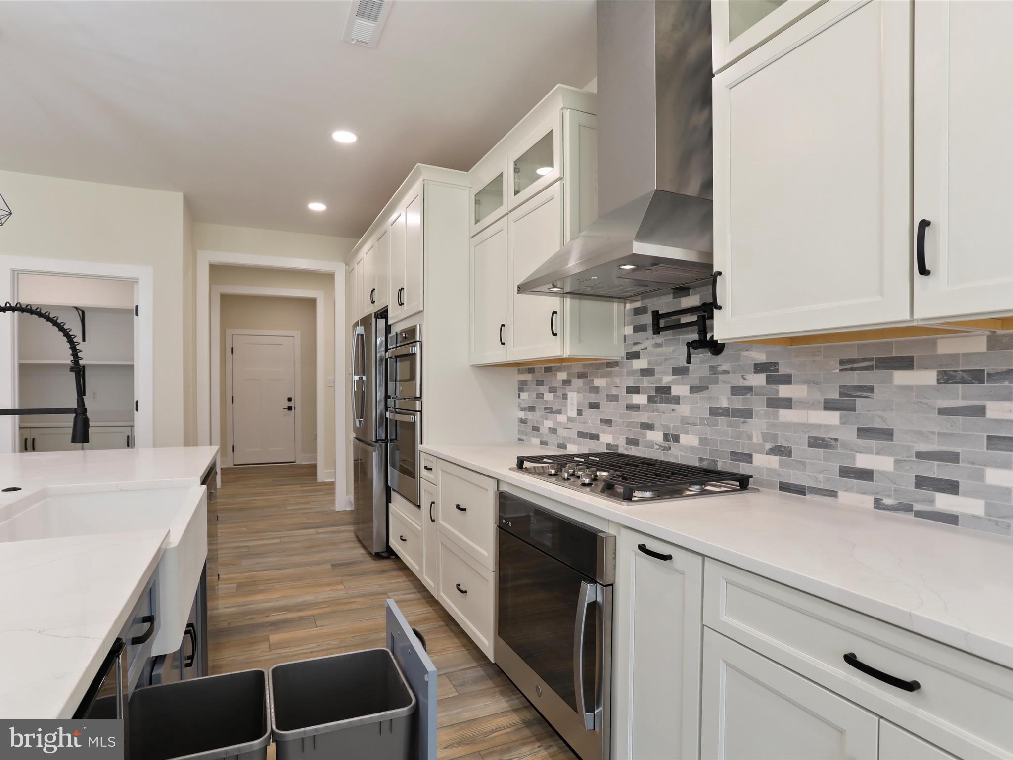 CROSSINGS ON THE POTOMAC - Residential