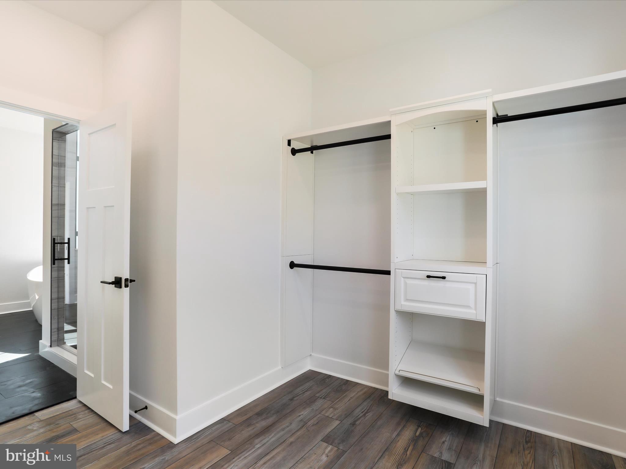 CROSSINGS ON THE POTOMAC - Residential