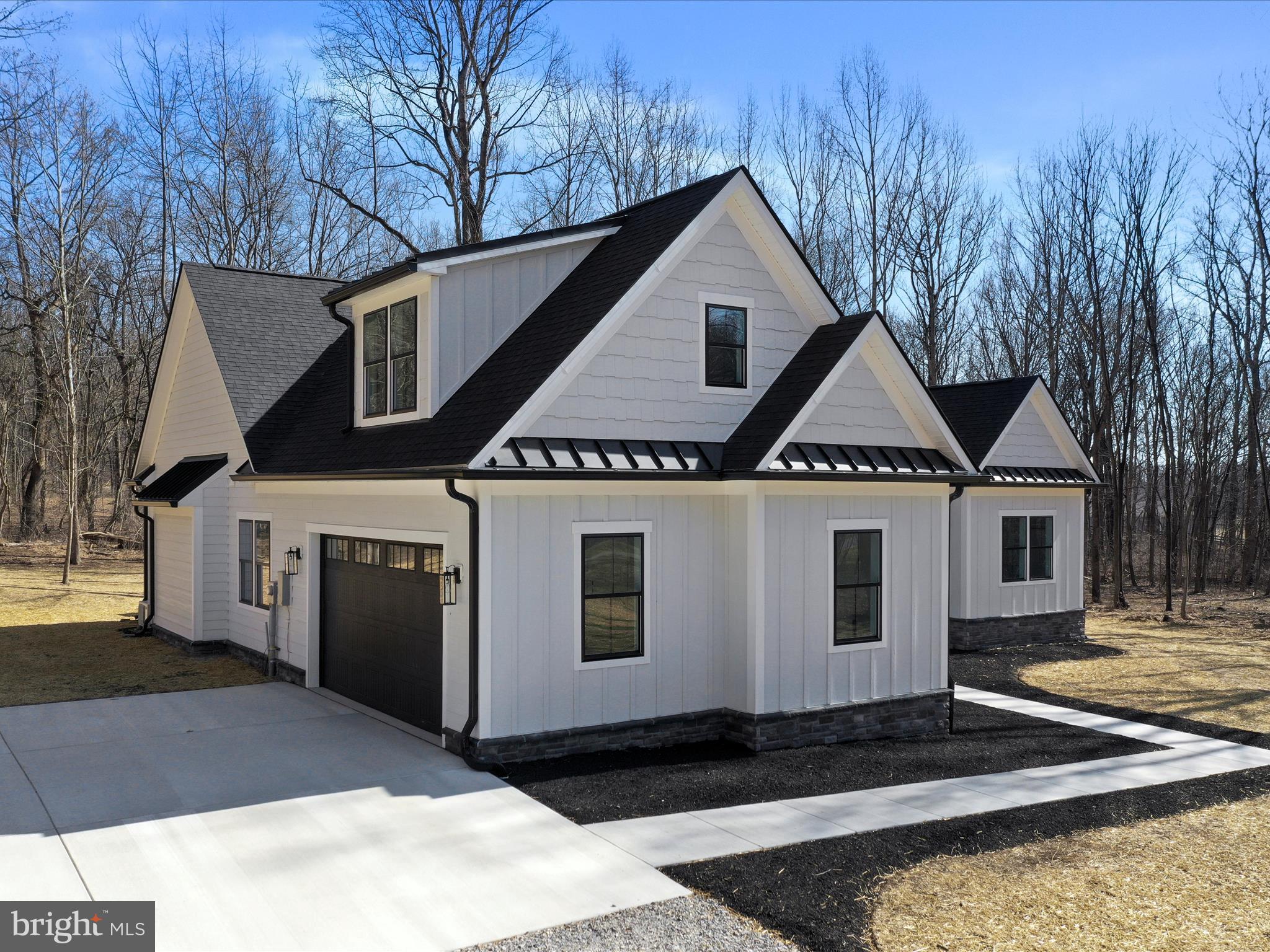 CROSSINGS ON THE POTOMAC - Residential