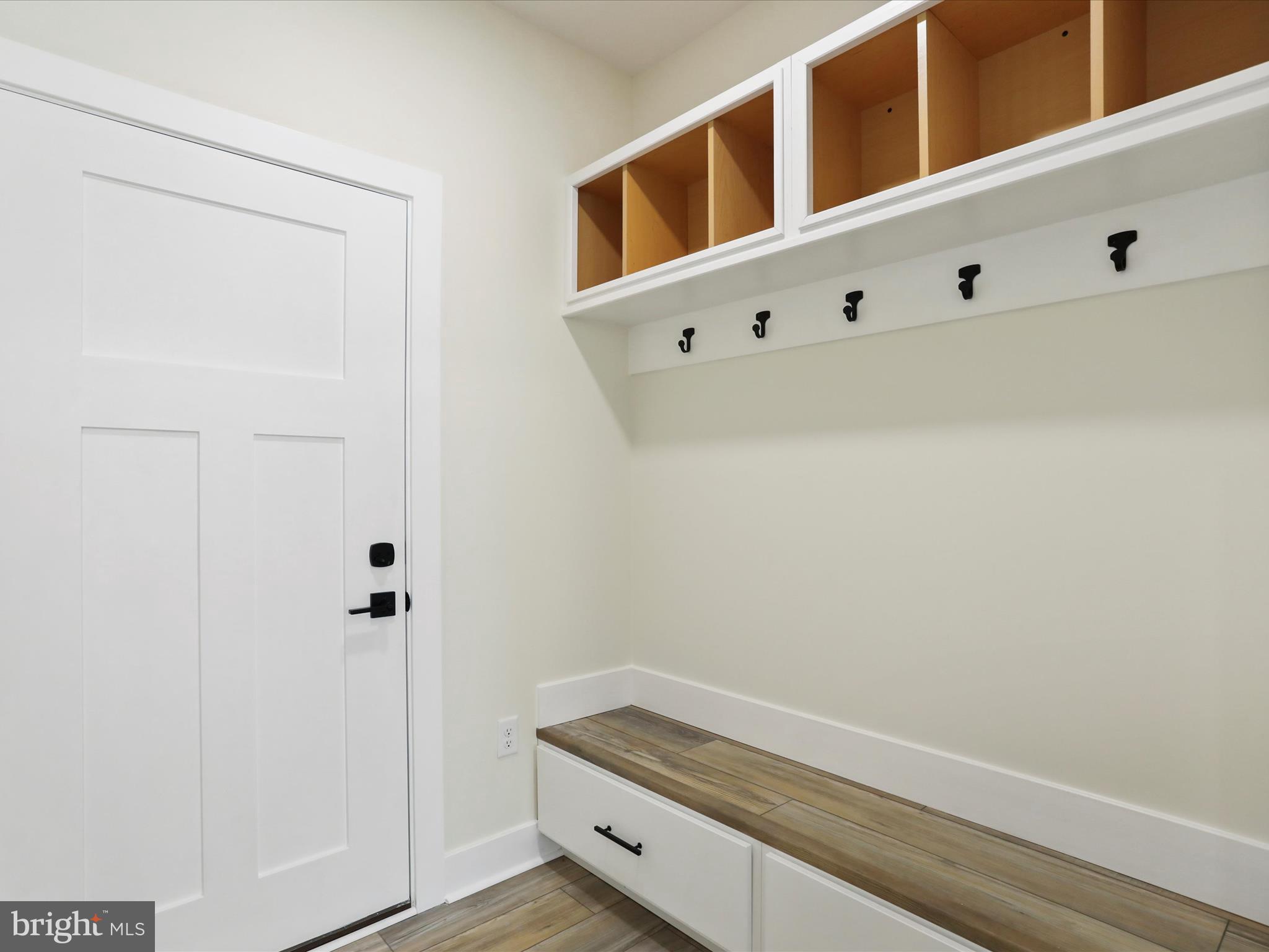 CROSSINGS ON THE POTOMAC - Residential