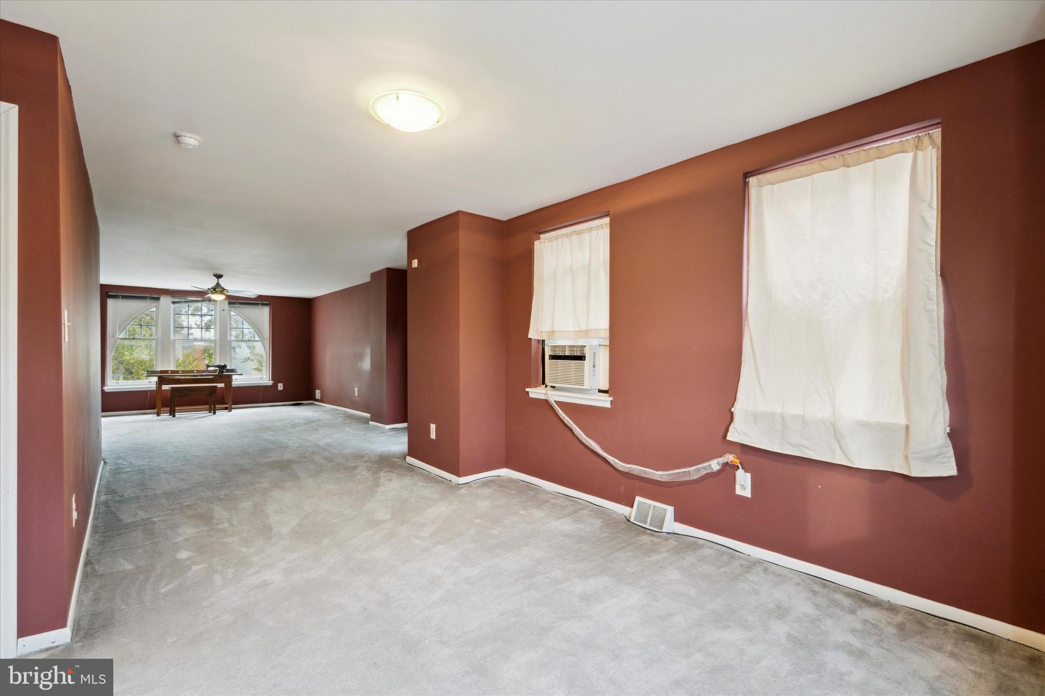 UNIVERSITY CITY - Residential