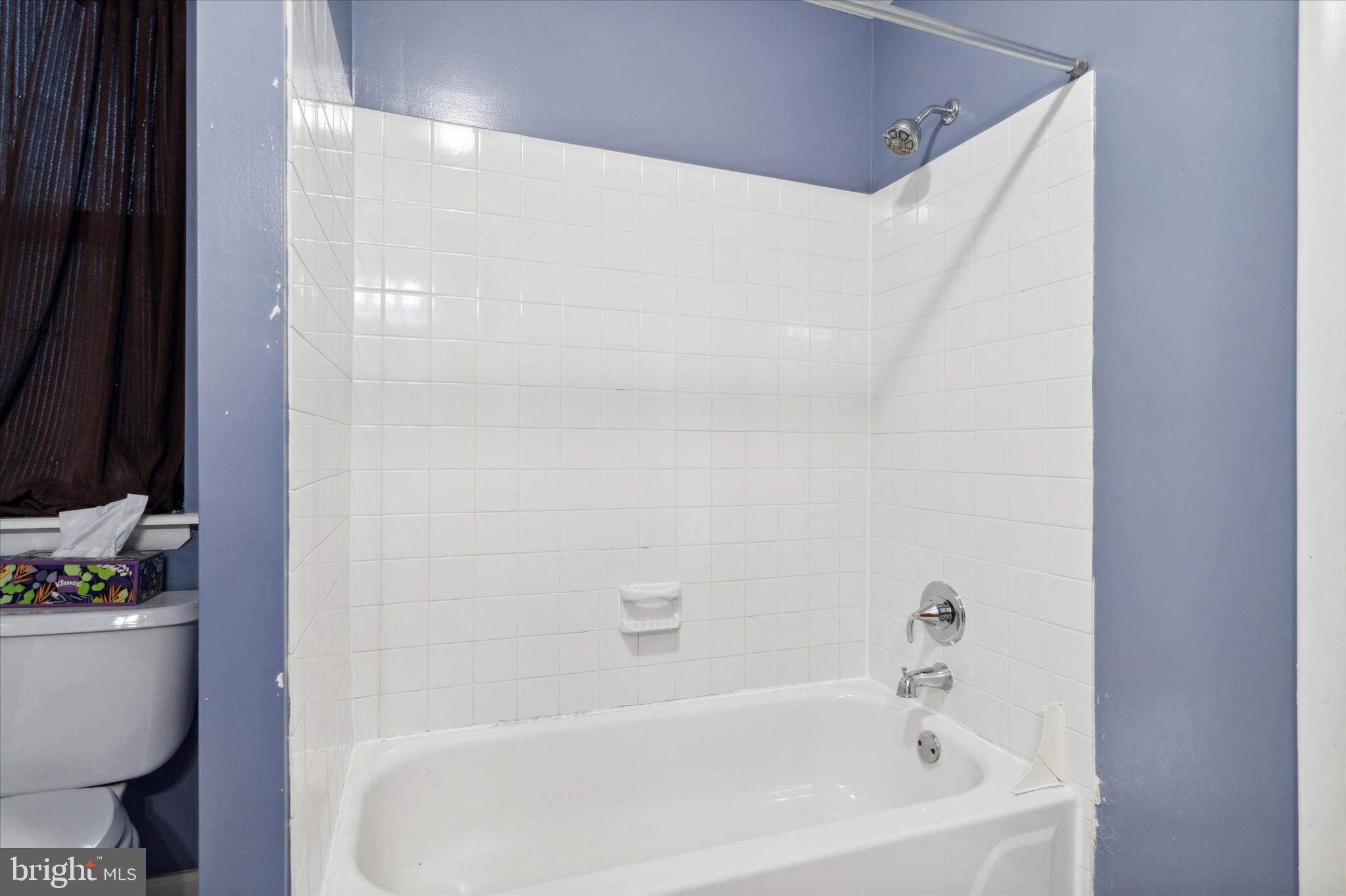 UNIVERSITY CITY - Residential