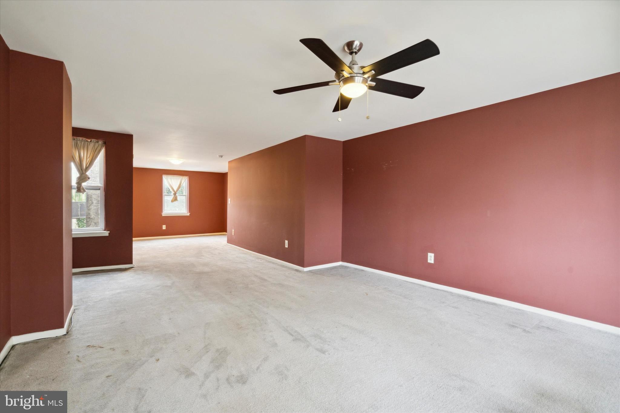 UNIVERSITY CITY - Residential