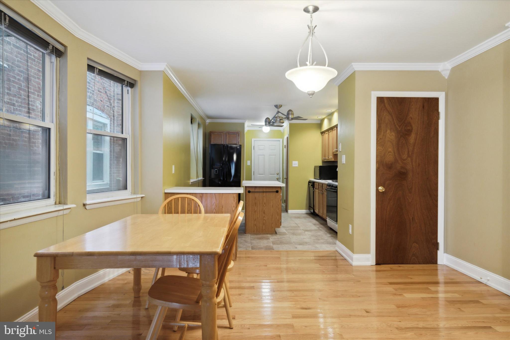 UNIVERSITY CITY - Residential