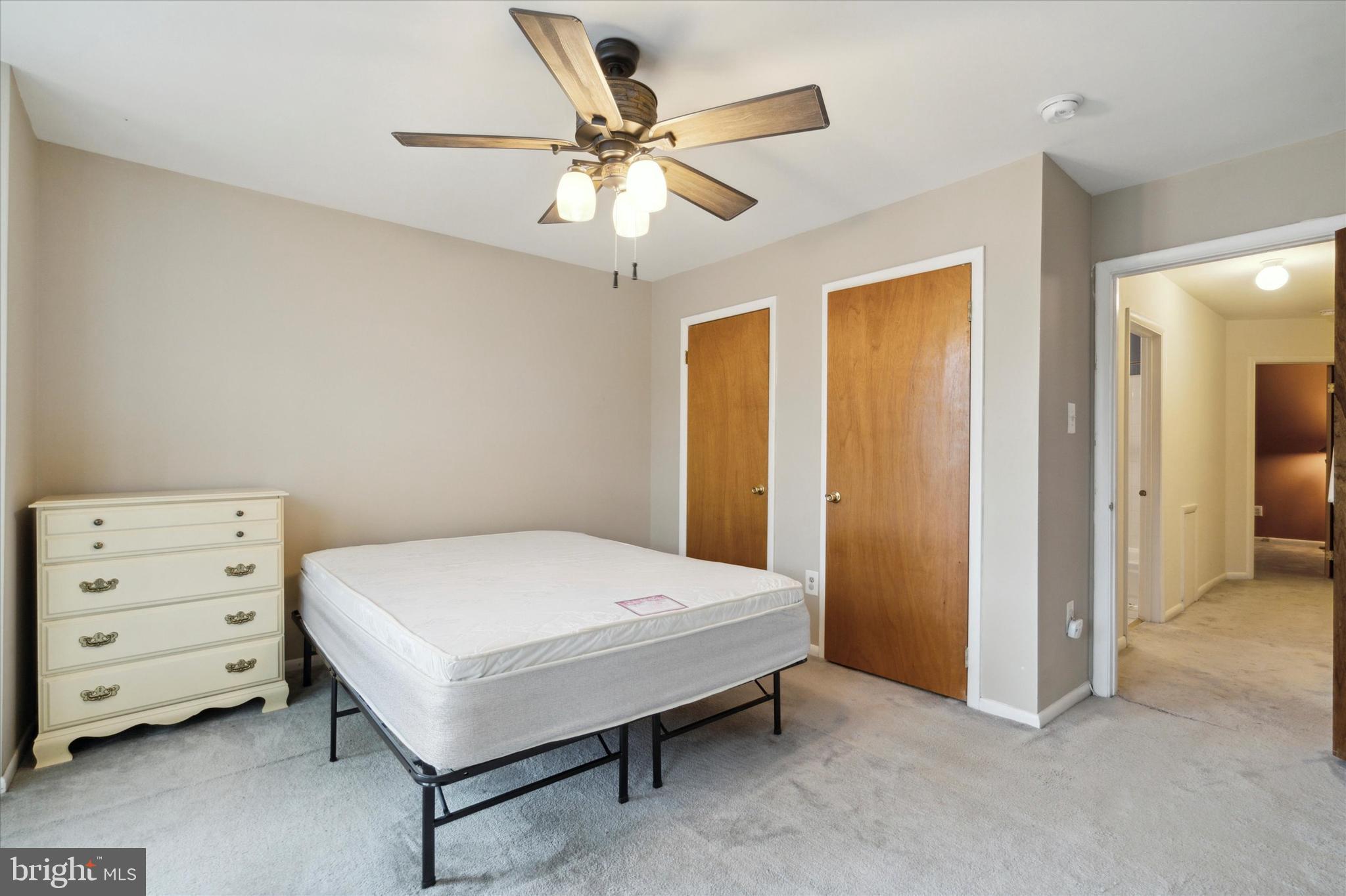 UNIVERSITY CITY - Residential