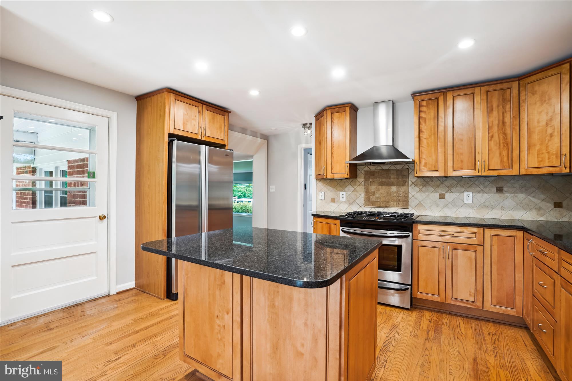 SLEEPY HOLLOW KNOLL - Residential Lease