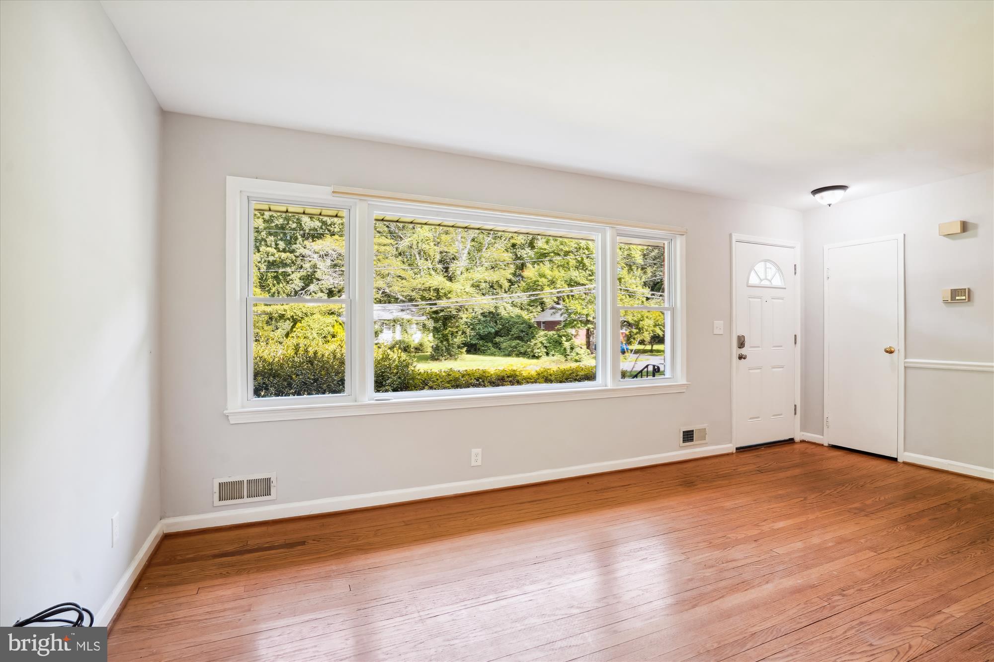 SLEEPY HOLLOW KNOLL - Residential Lease