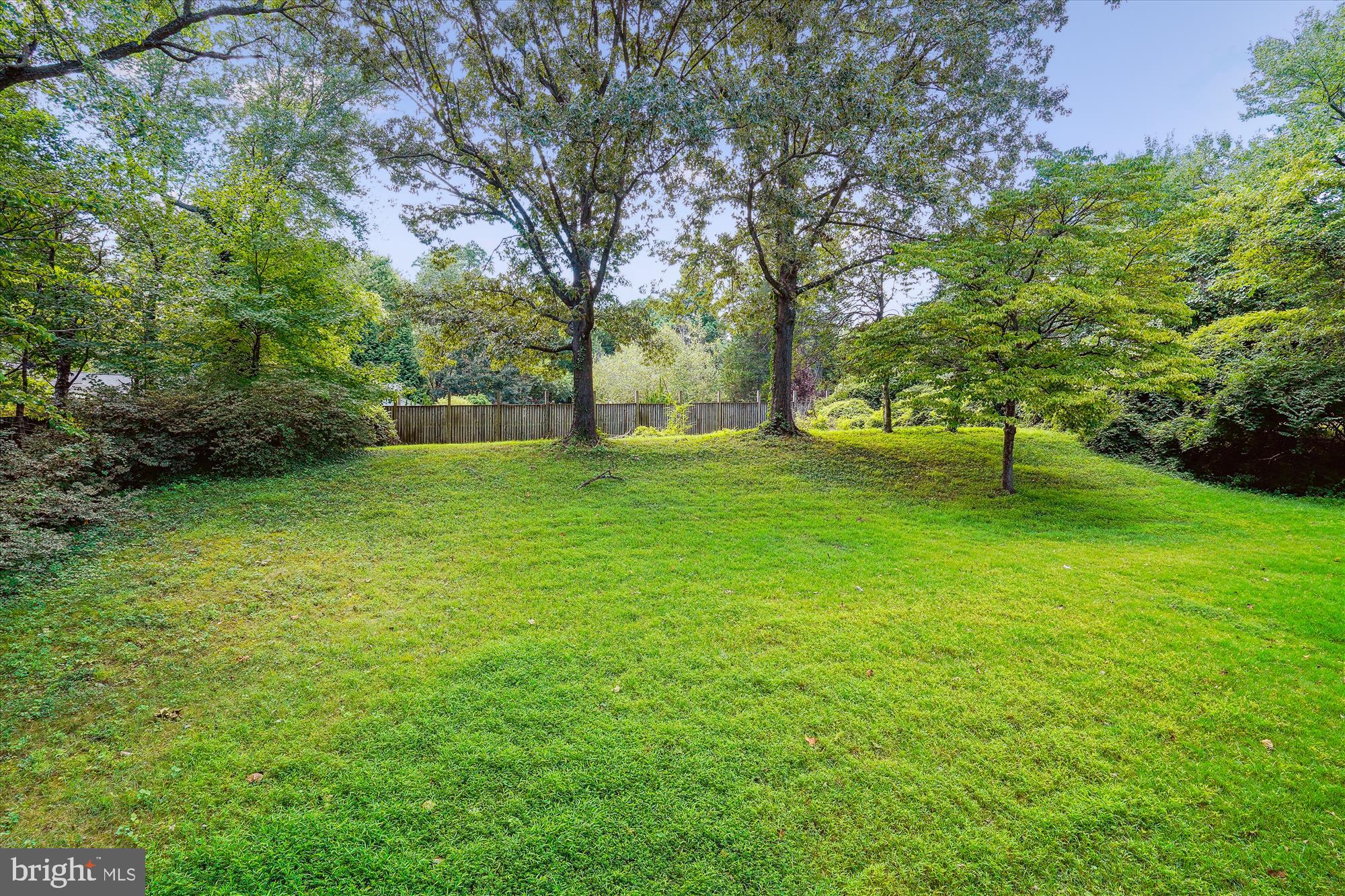 SLEEPY HOLLOW KNOLL - Residential Lease