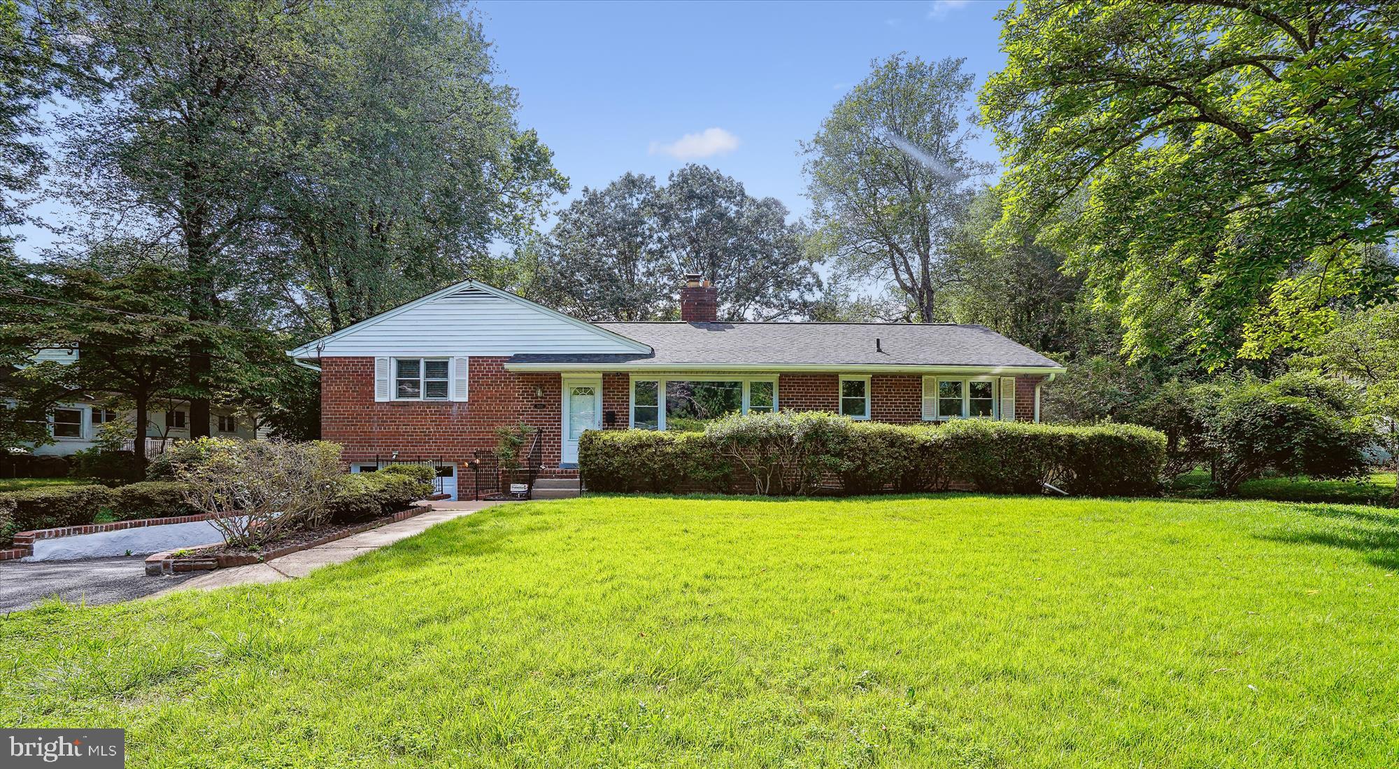 SLEEPY HOLLOW KNOLL - Residential Lease