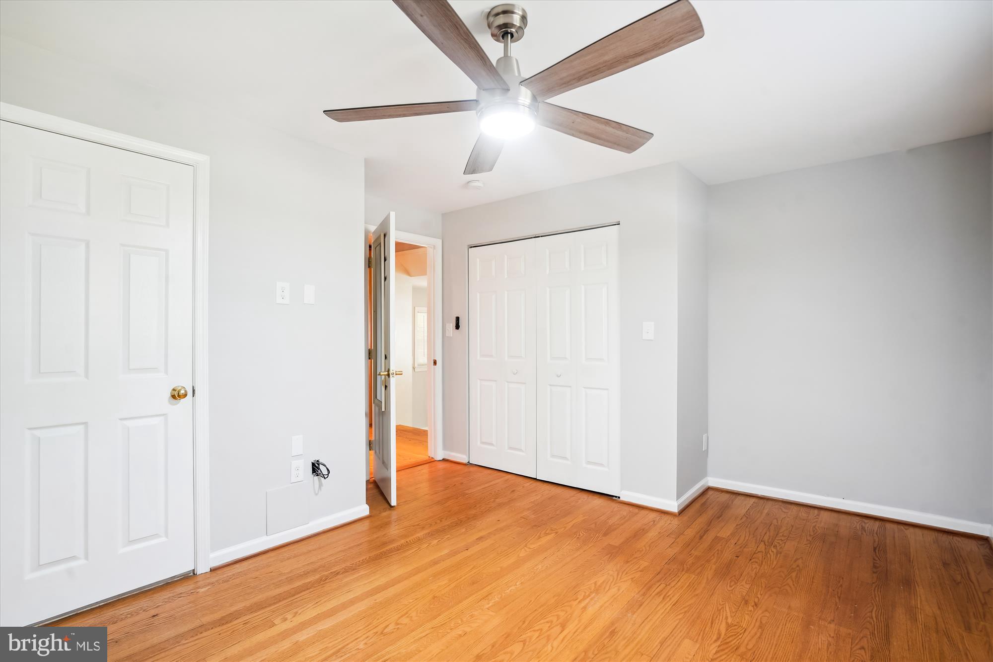 SLEEPY HOLLOW KNOLL - Residential Lease