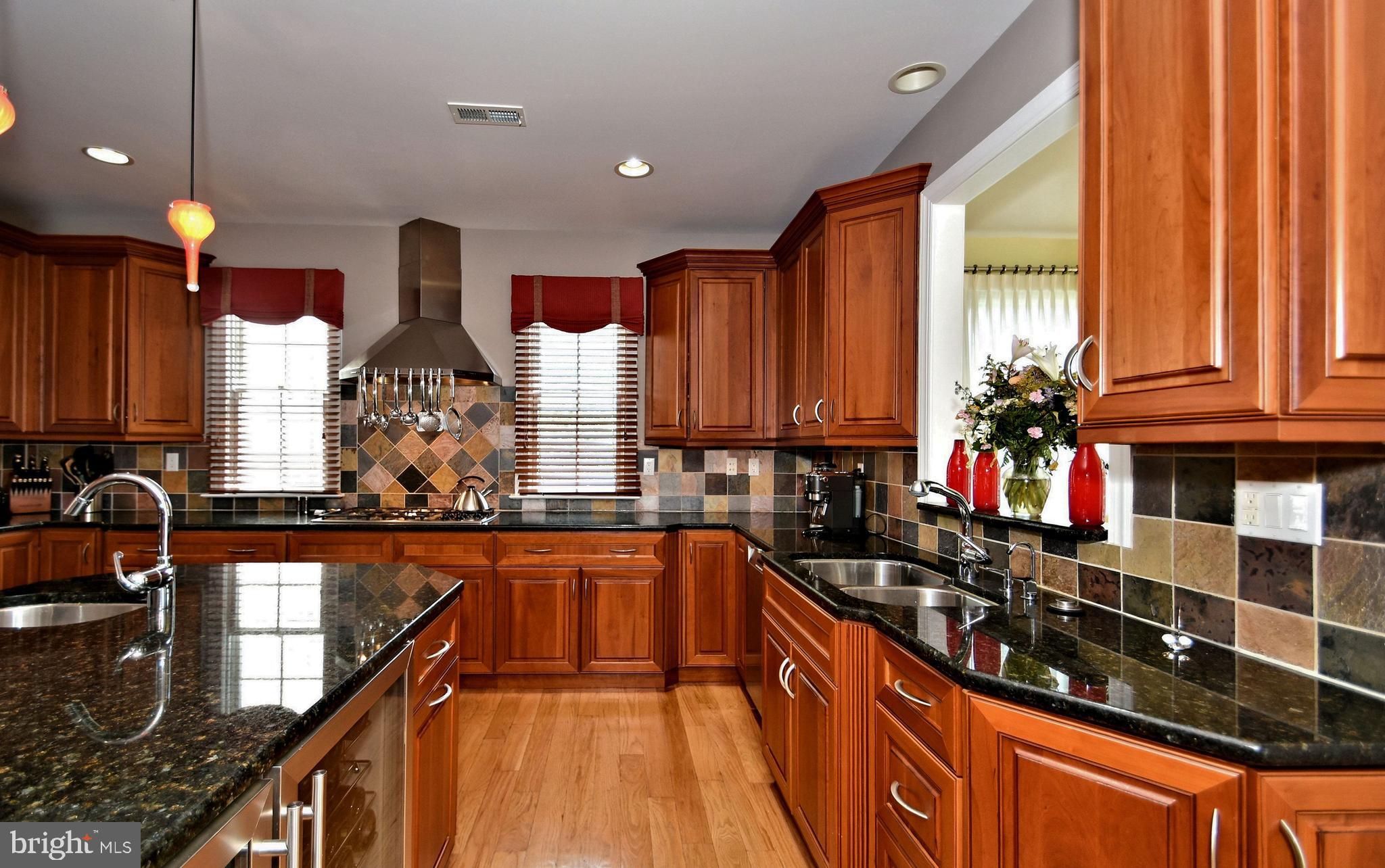 LONGMEADOW - Residential