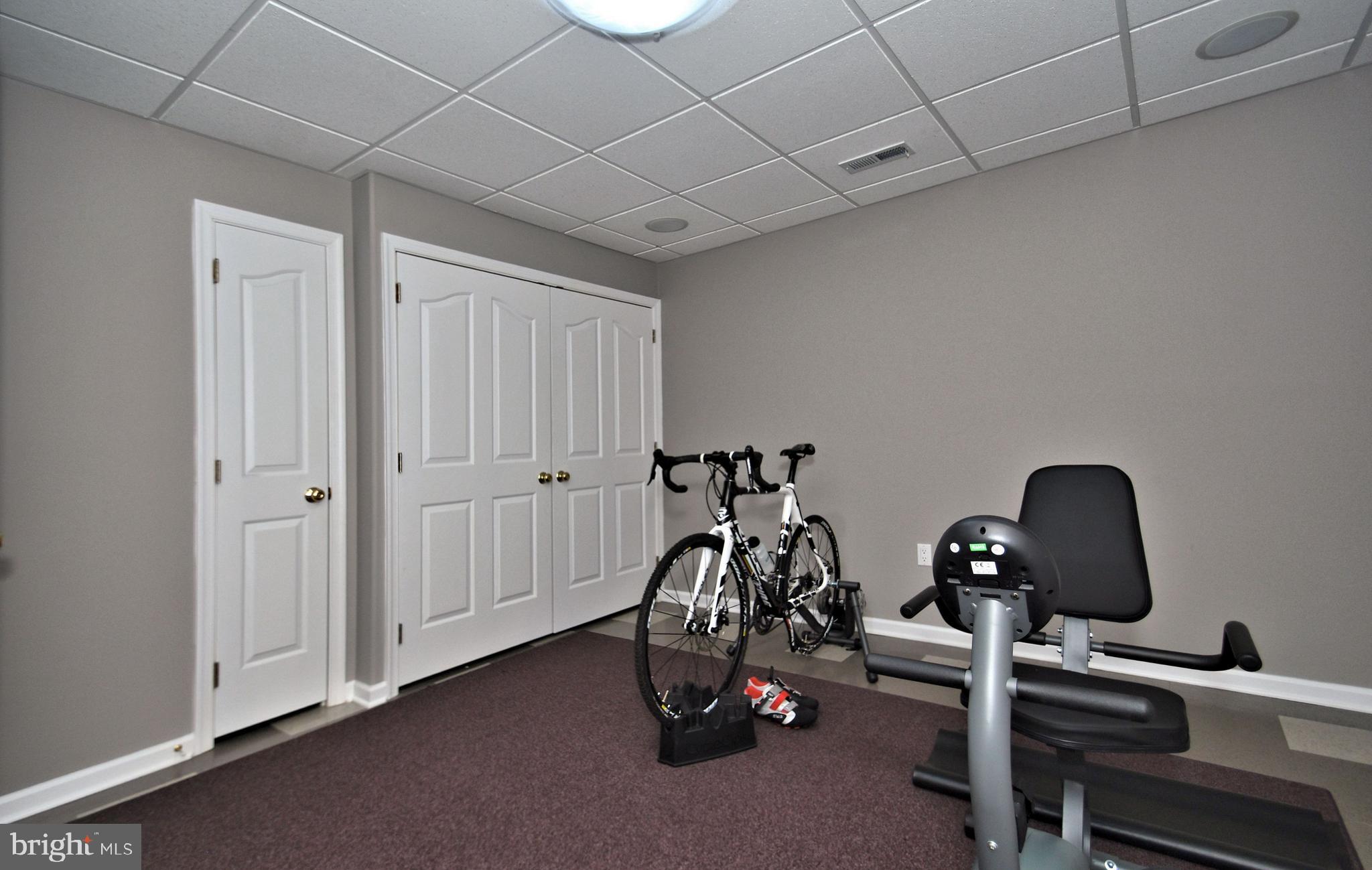 LONGMEADOW - Residential