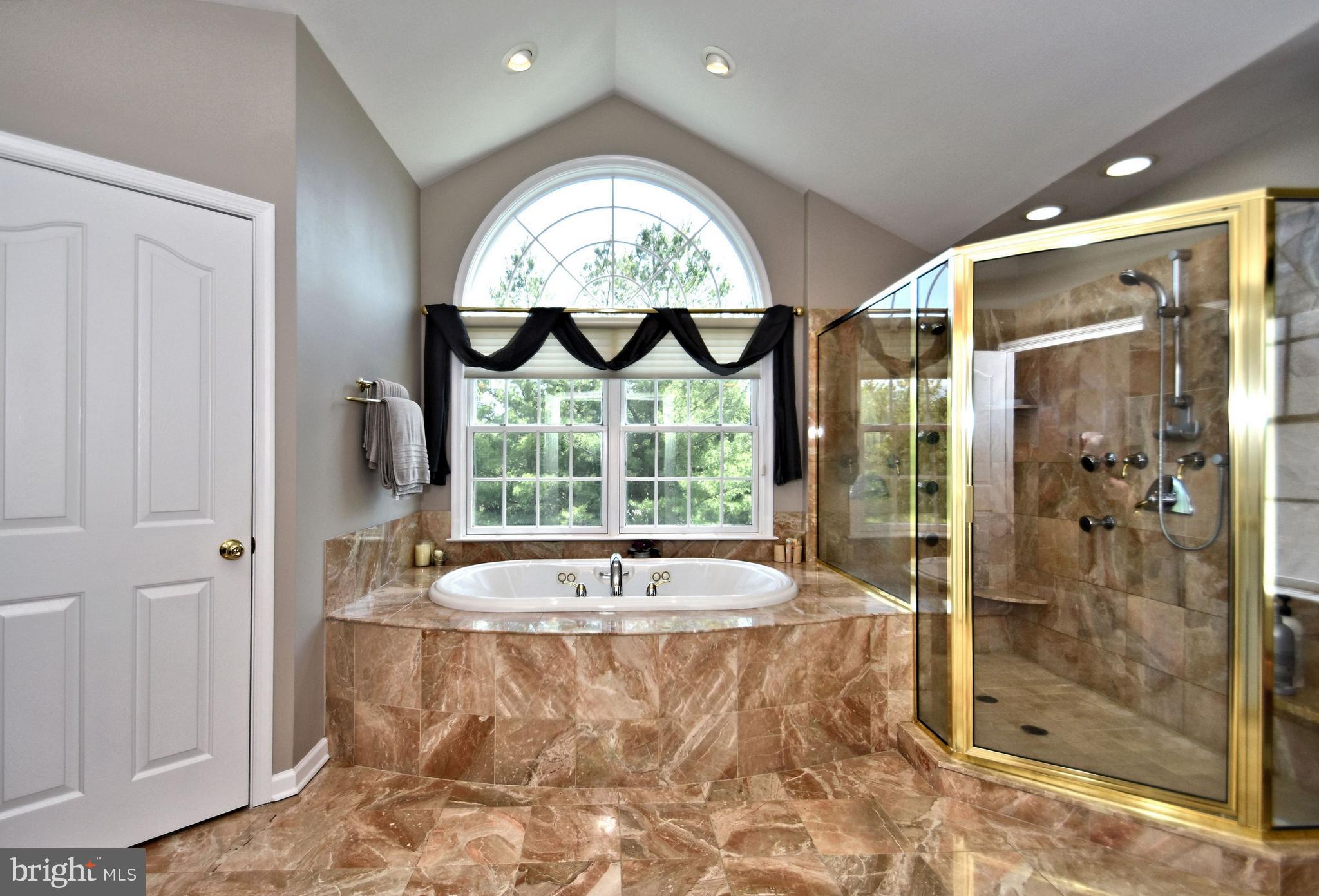 LONGMEADOW - Residential