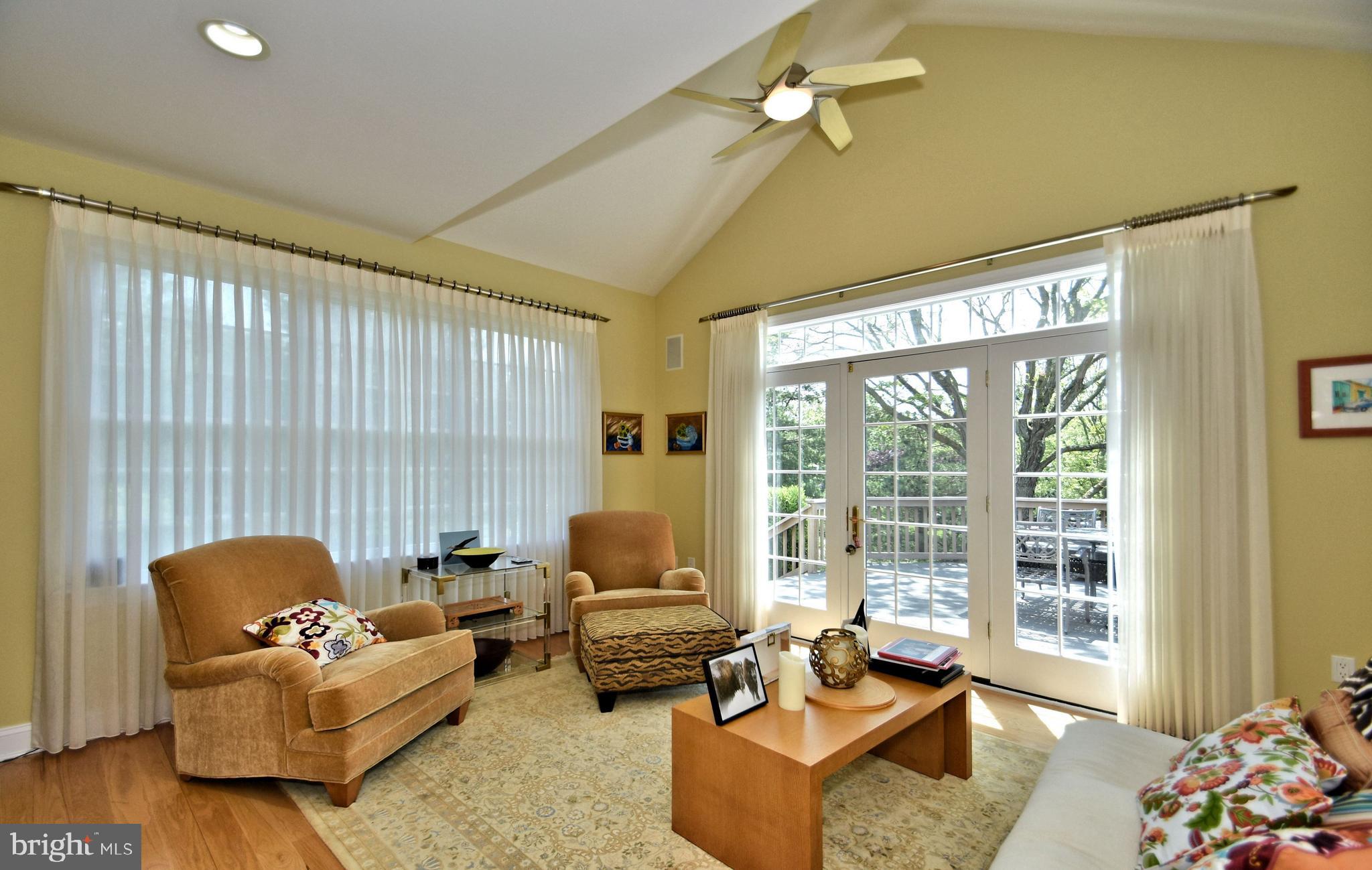 LONGMEADOW - Residential