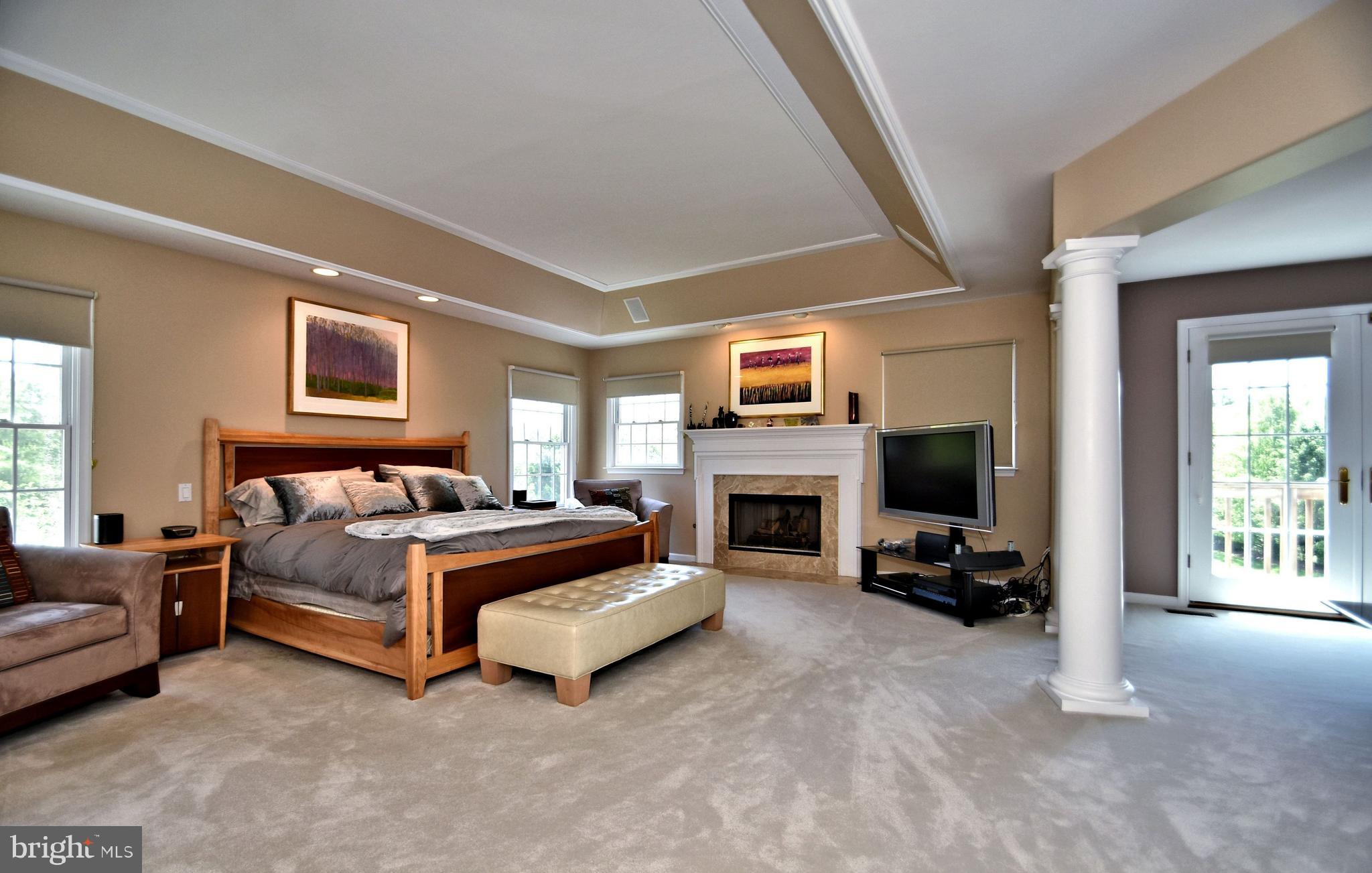 LONGMEADOW - Residential