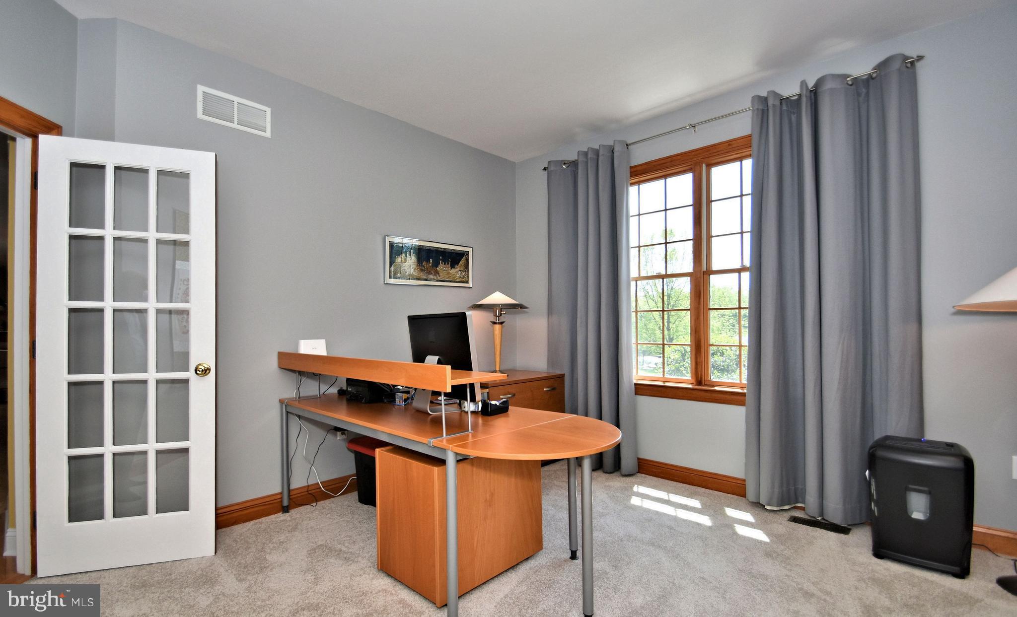 LONGMEADOW - Residential