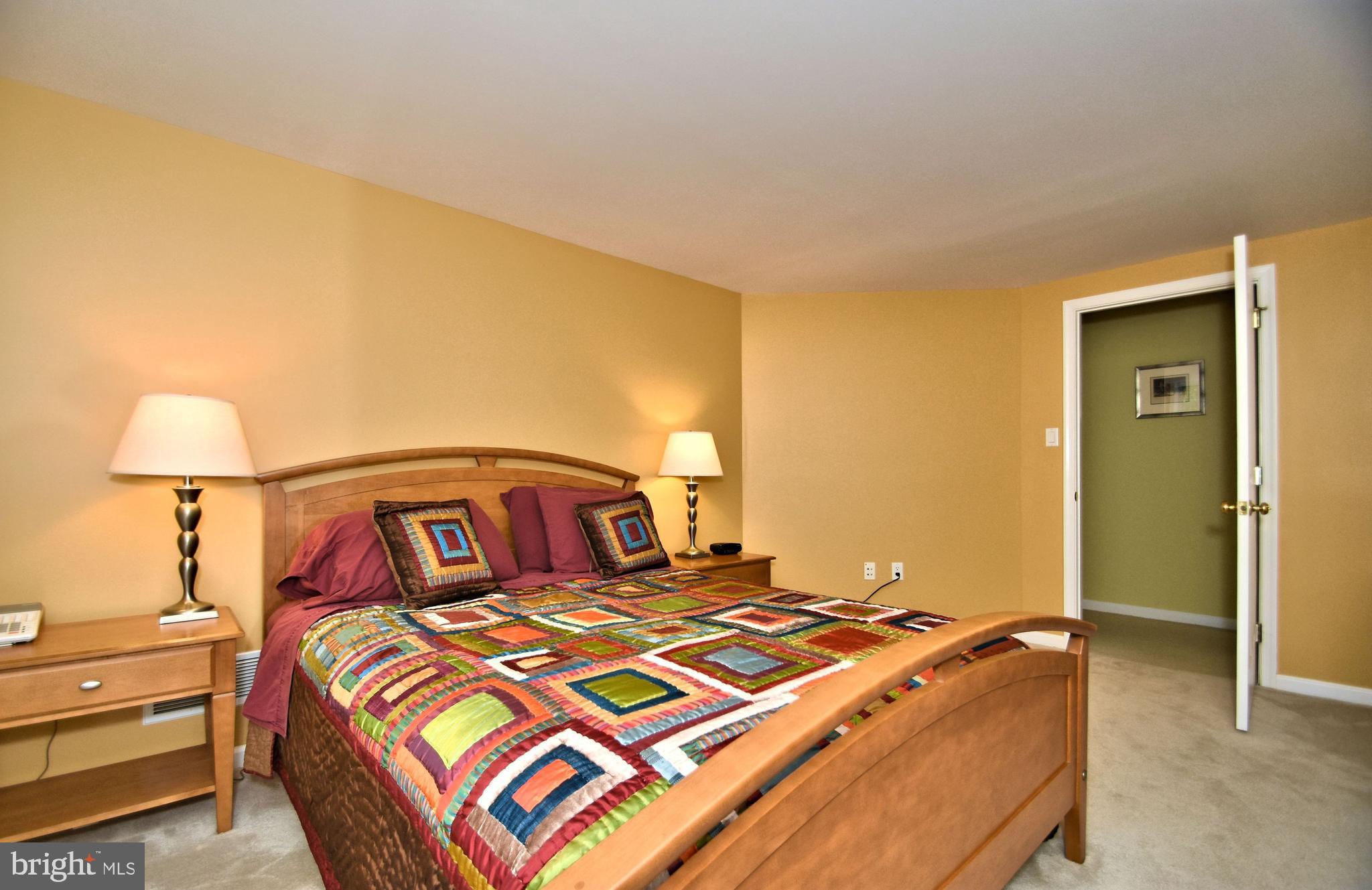 LONGMEADOW - Residential