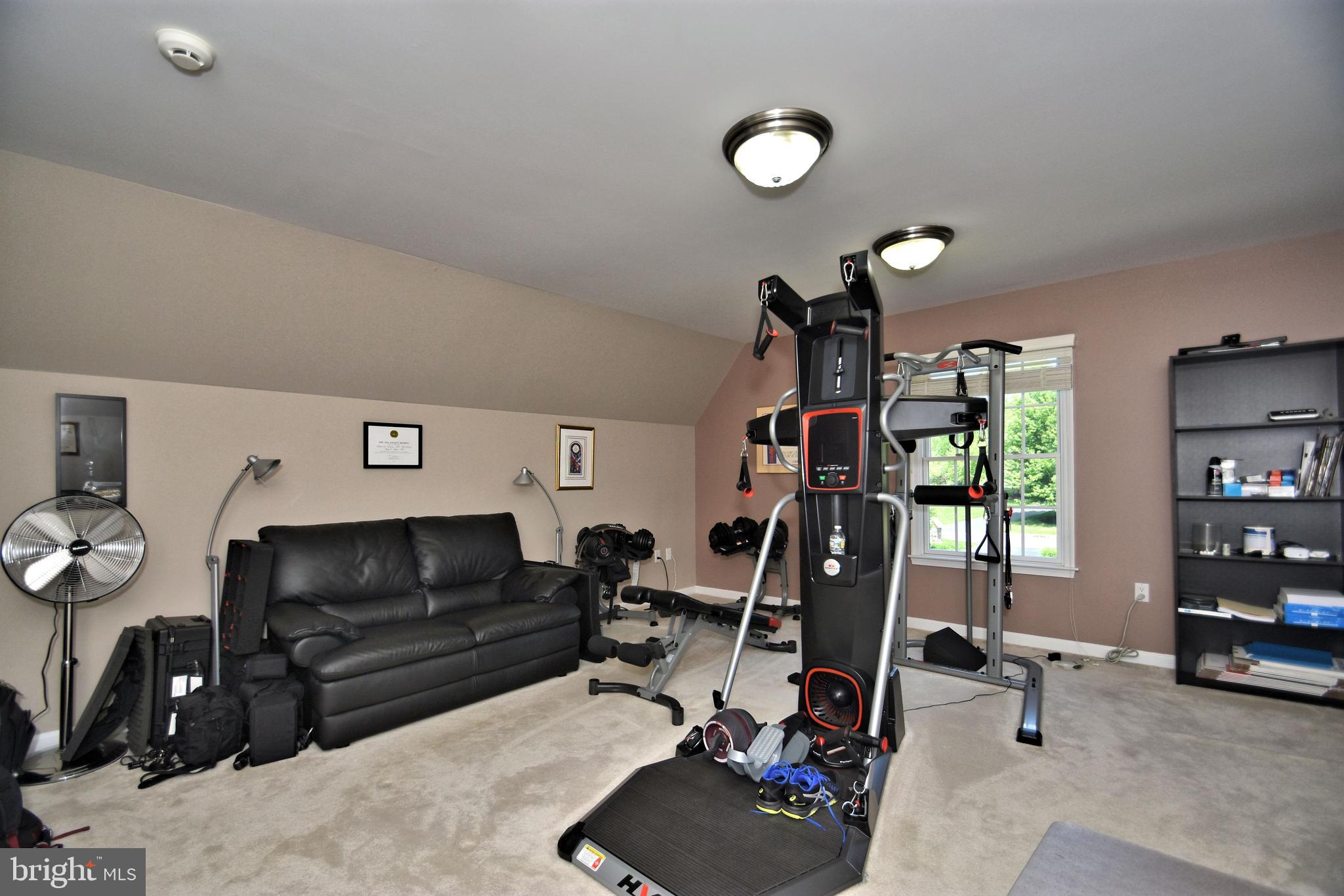 LONGMEADOW - Residential