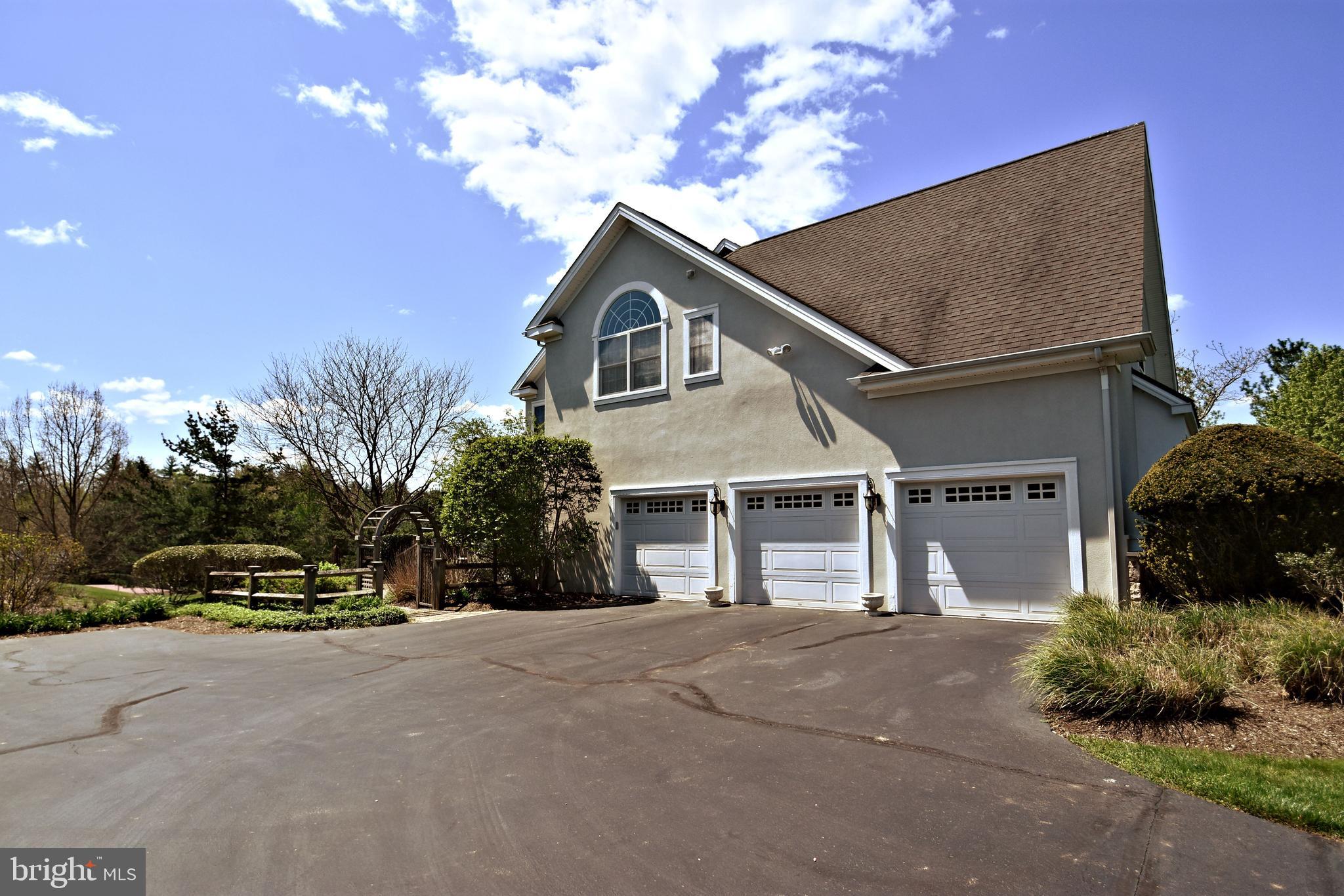 LONGMEADOW - Residential