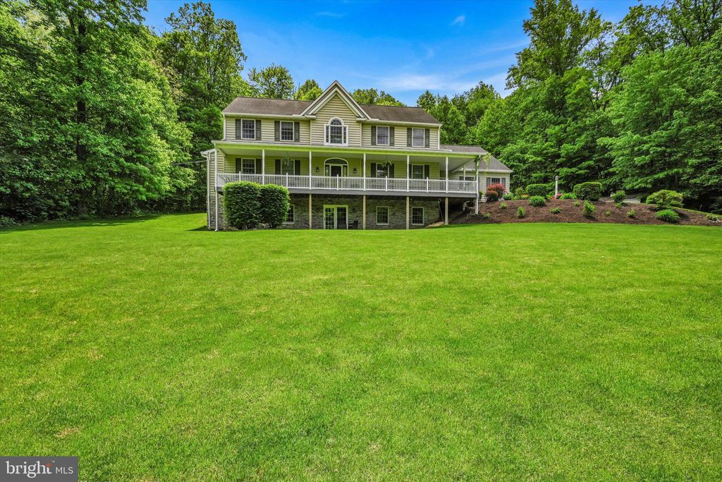 Photo of 190 Mountain Road, Denver, PA 17517 (MLS # PALA2051106)