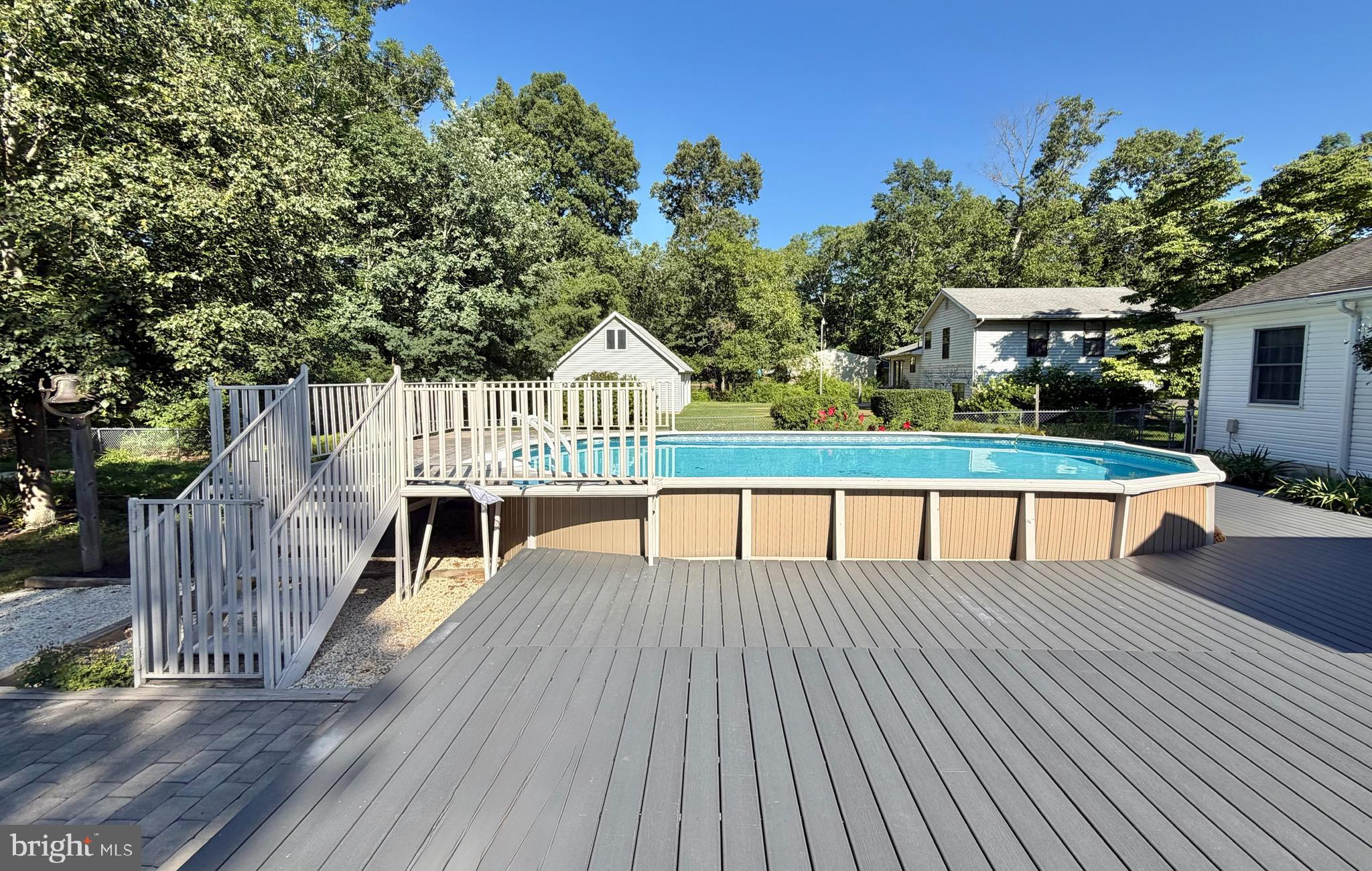 2446 CLOVER LANE