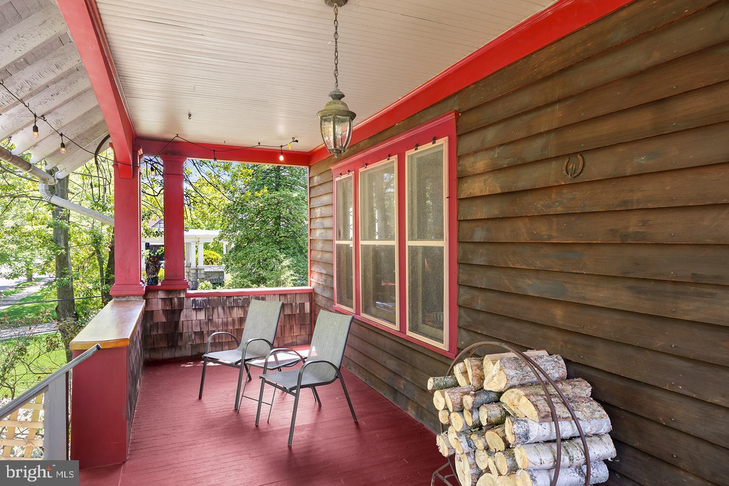 414 W FRANKLIN AVE