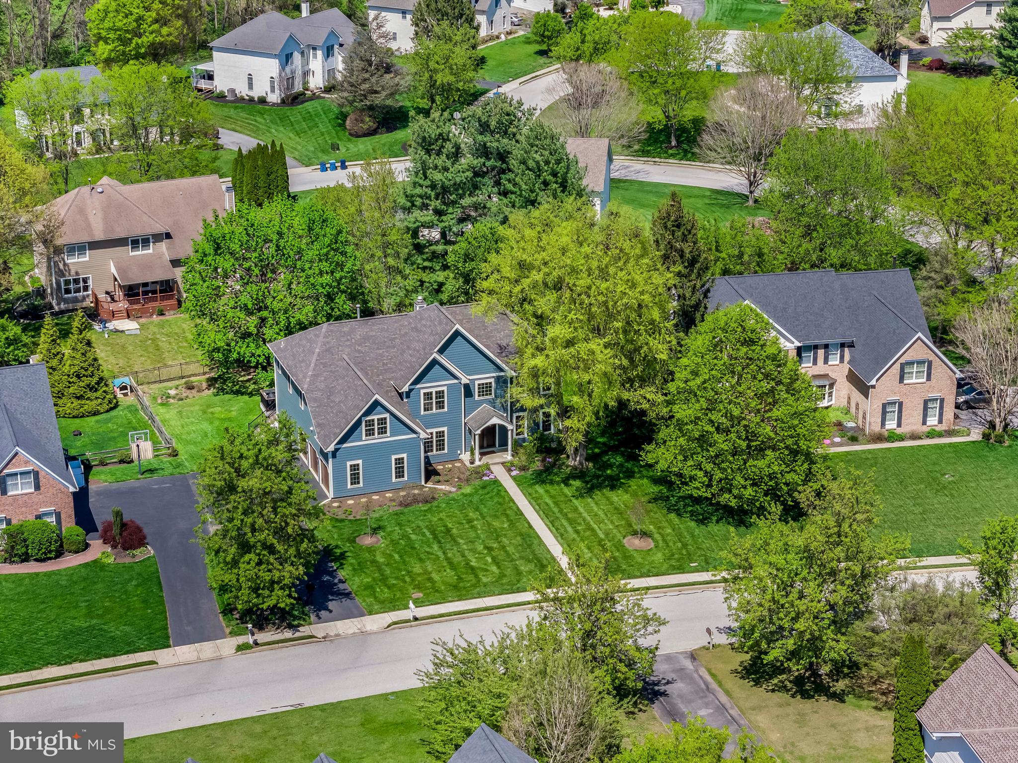 WILLOWDALE CROSSIN - Residential