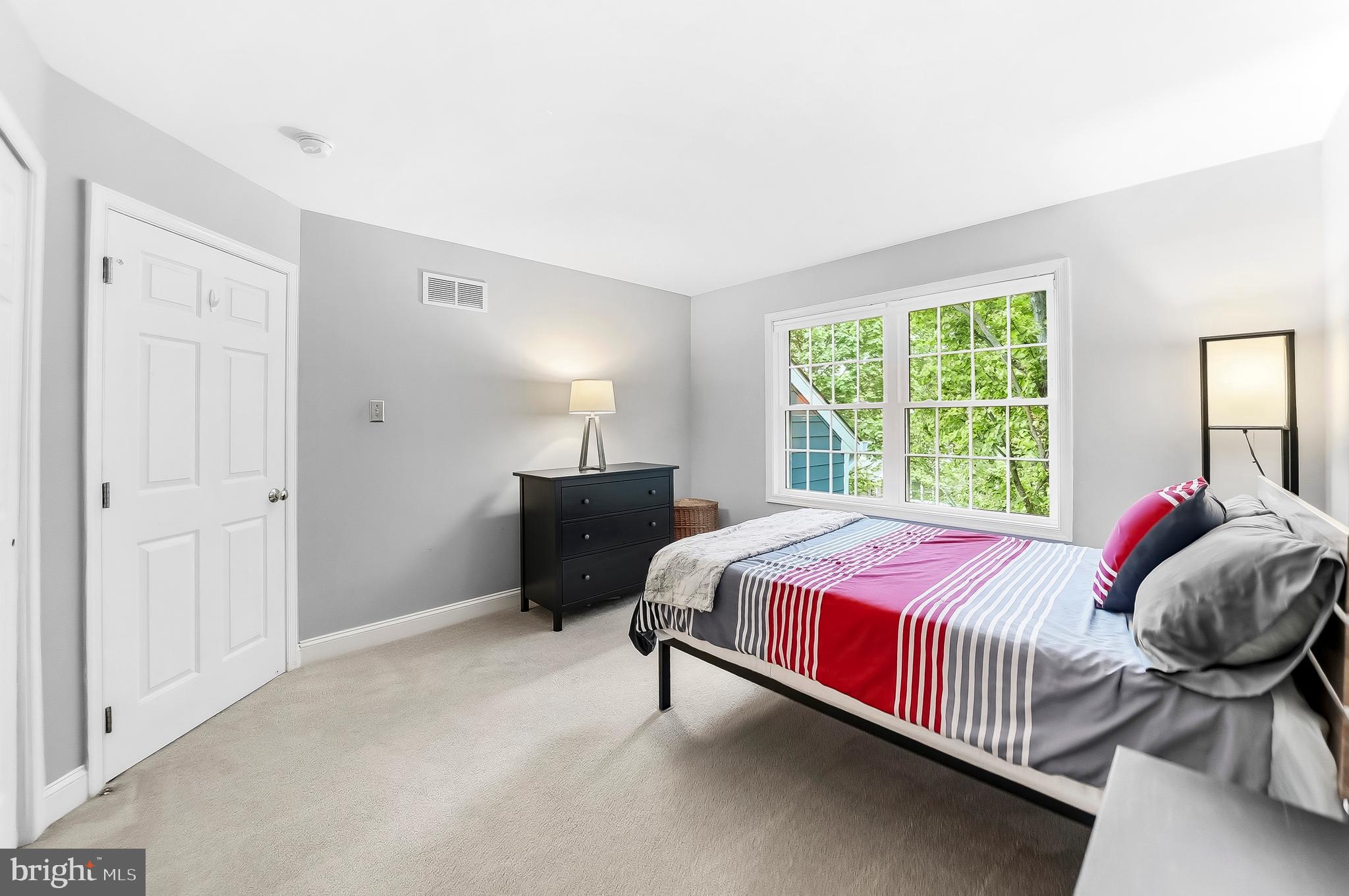 WILLOWDALE CROSSIN - Residential